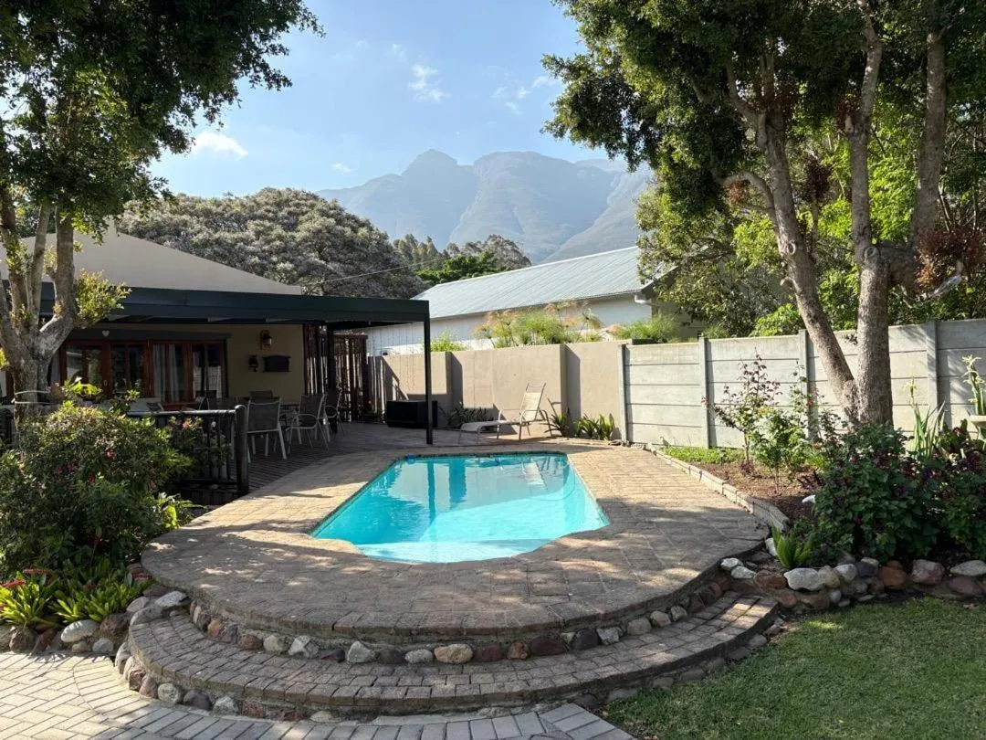 Mountain view in Grace Walk Guest House