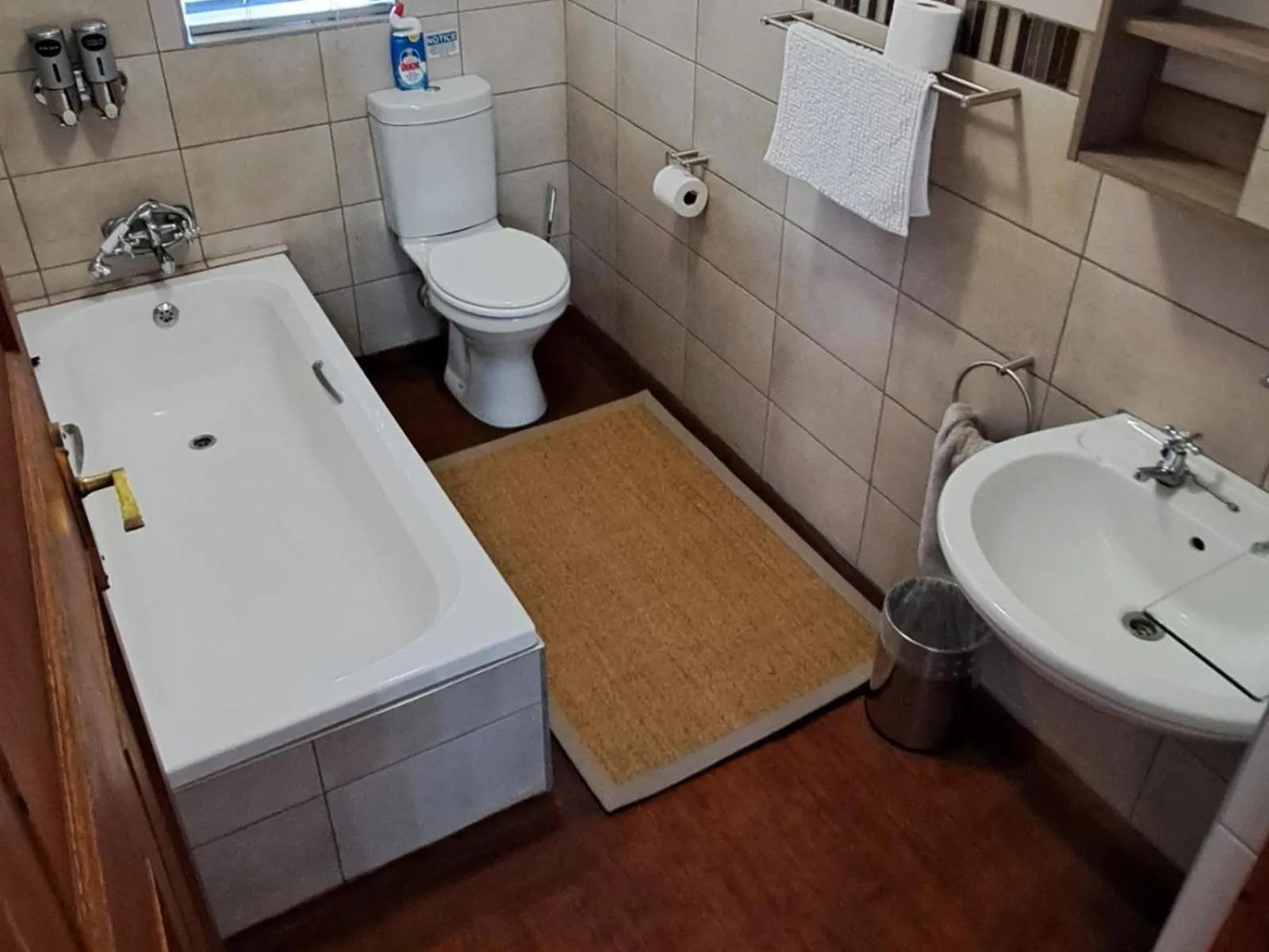 Bathroom in Grace Walk Guest House