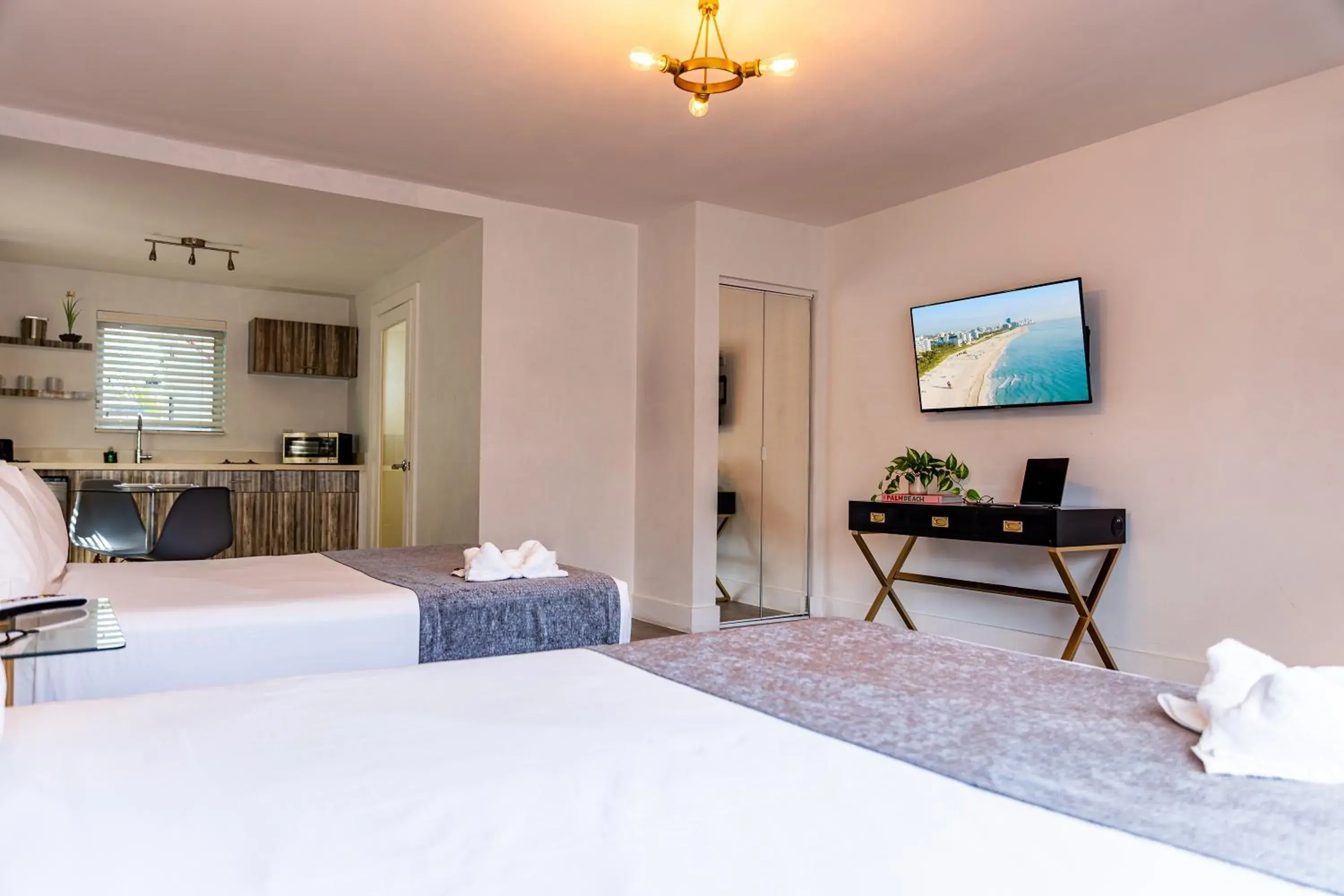 Bed in Beachside All Suites Hotel Bed in Beachside All Suites Hotel