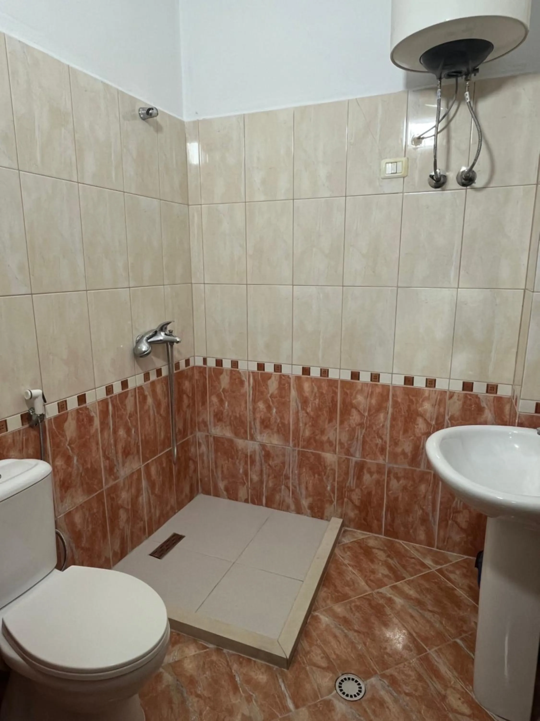 Besi Apartments