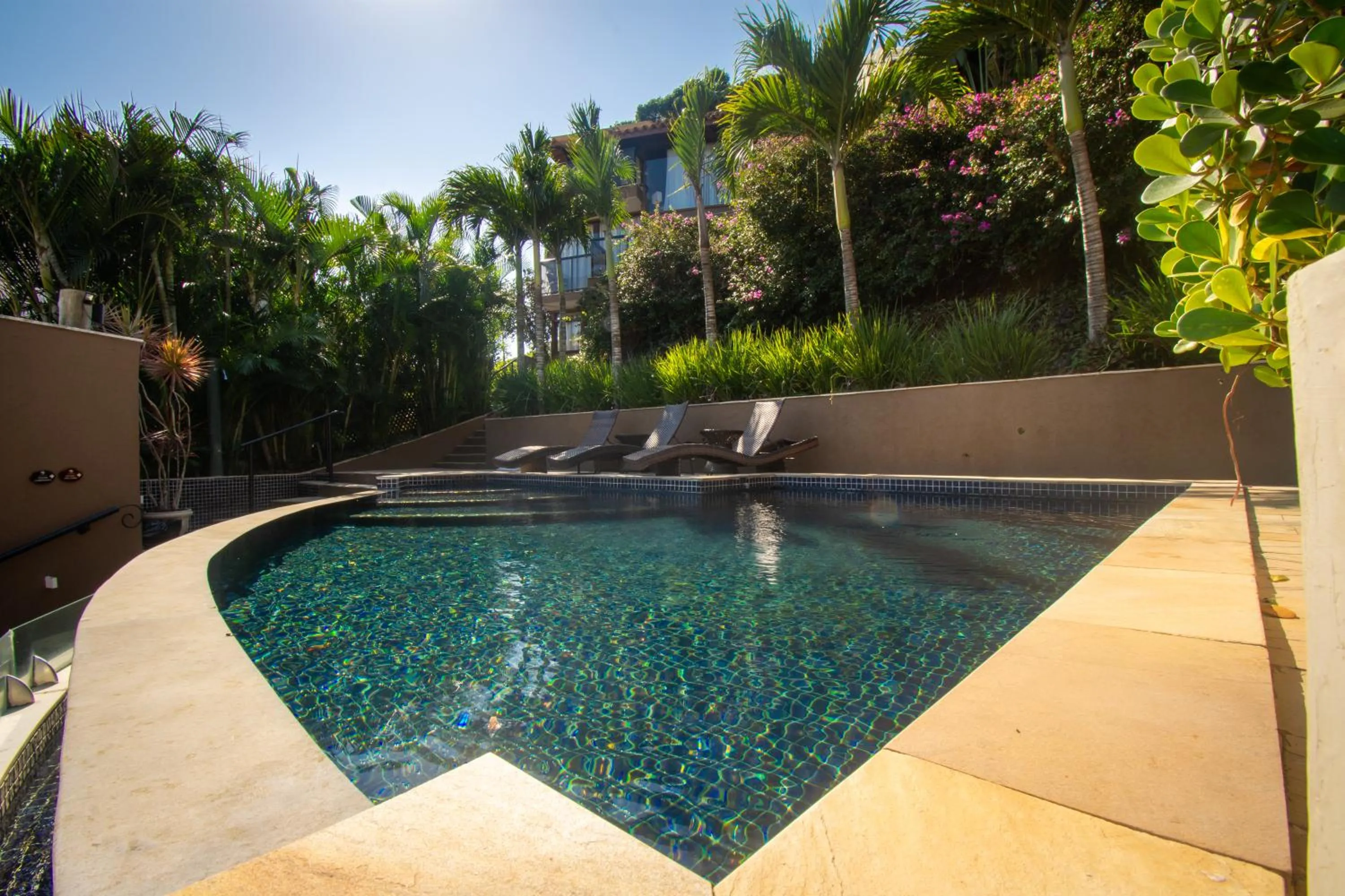 Swimming pool in Pousada Praia João Fernandes