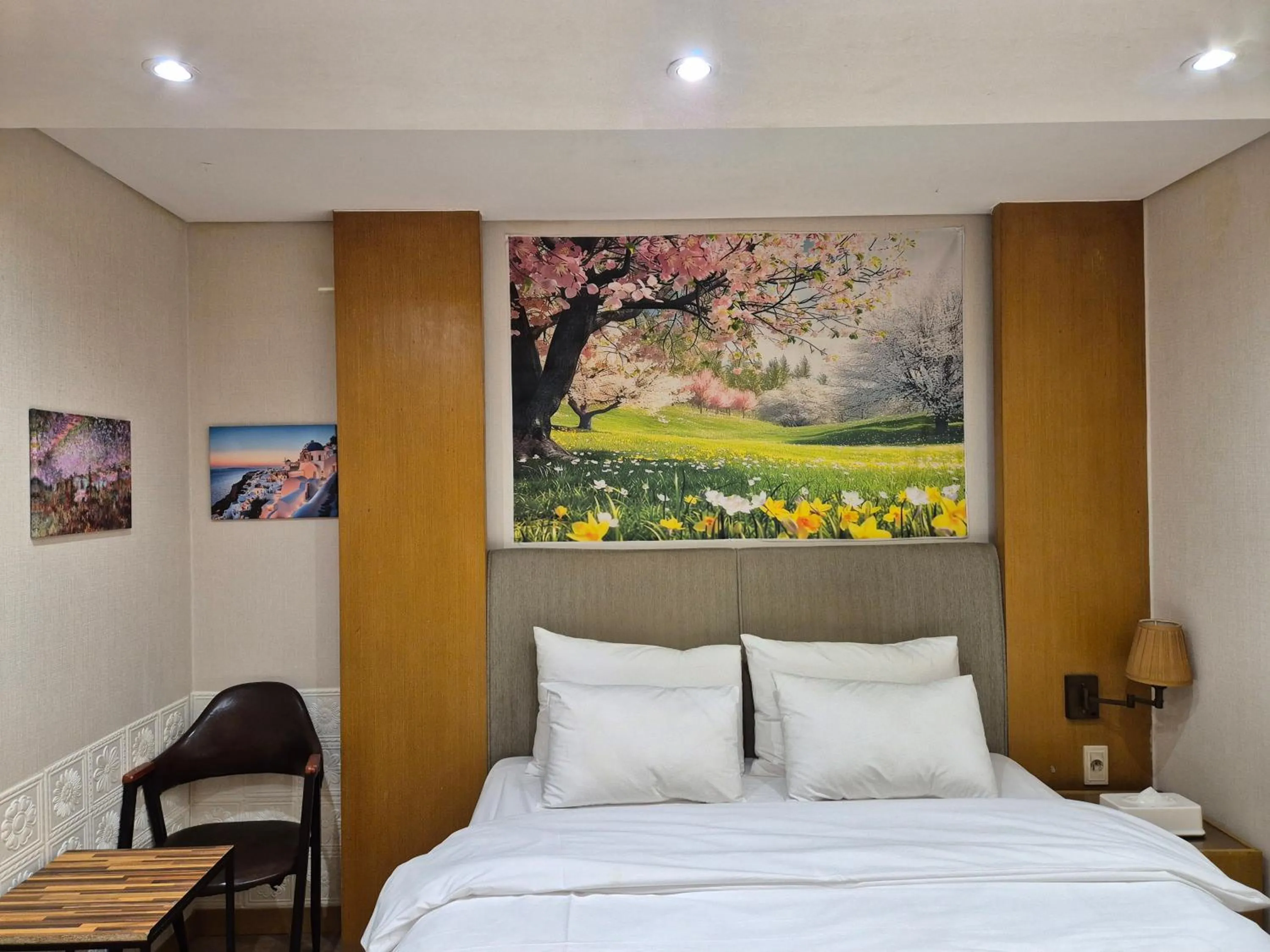 Bed in New Day Hotel Gangnam