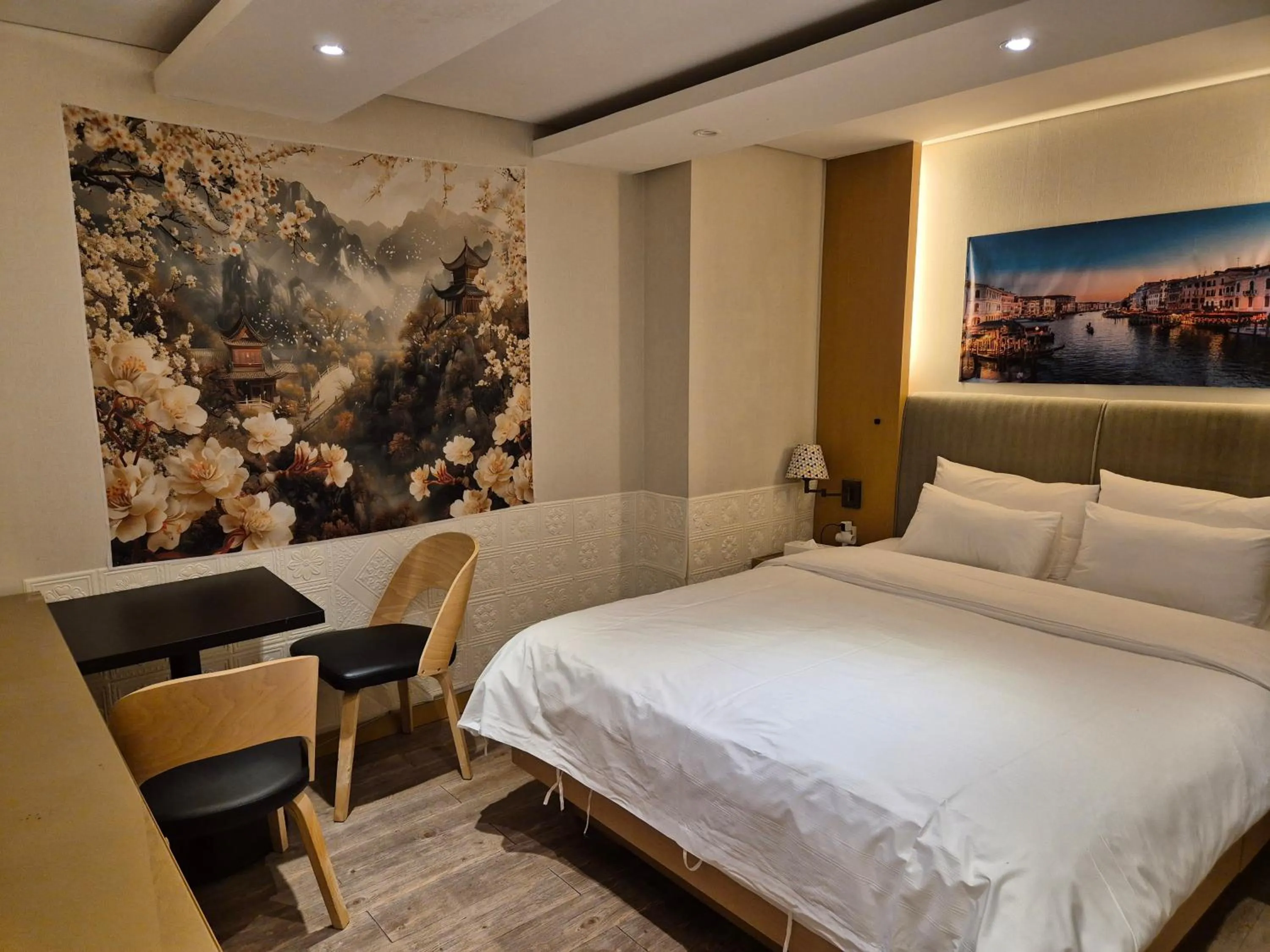 Bed in New Day Hotel Gangnam