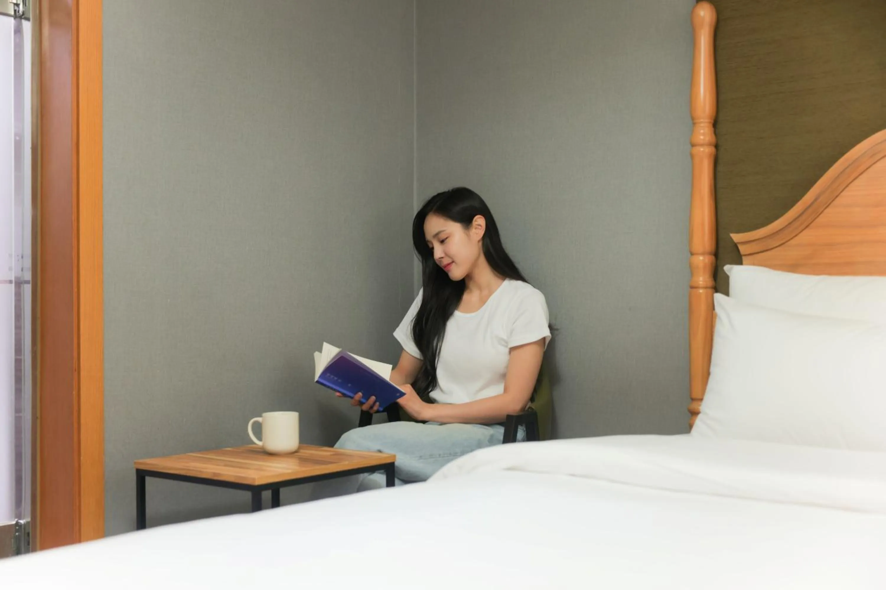 Bed in New Day Hotel Gangnam