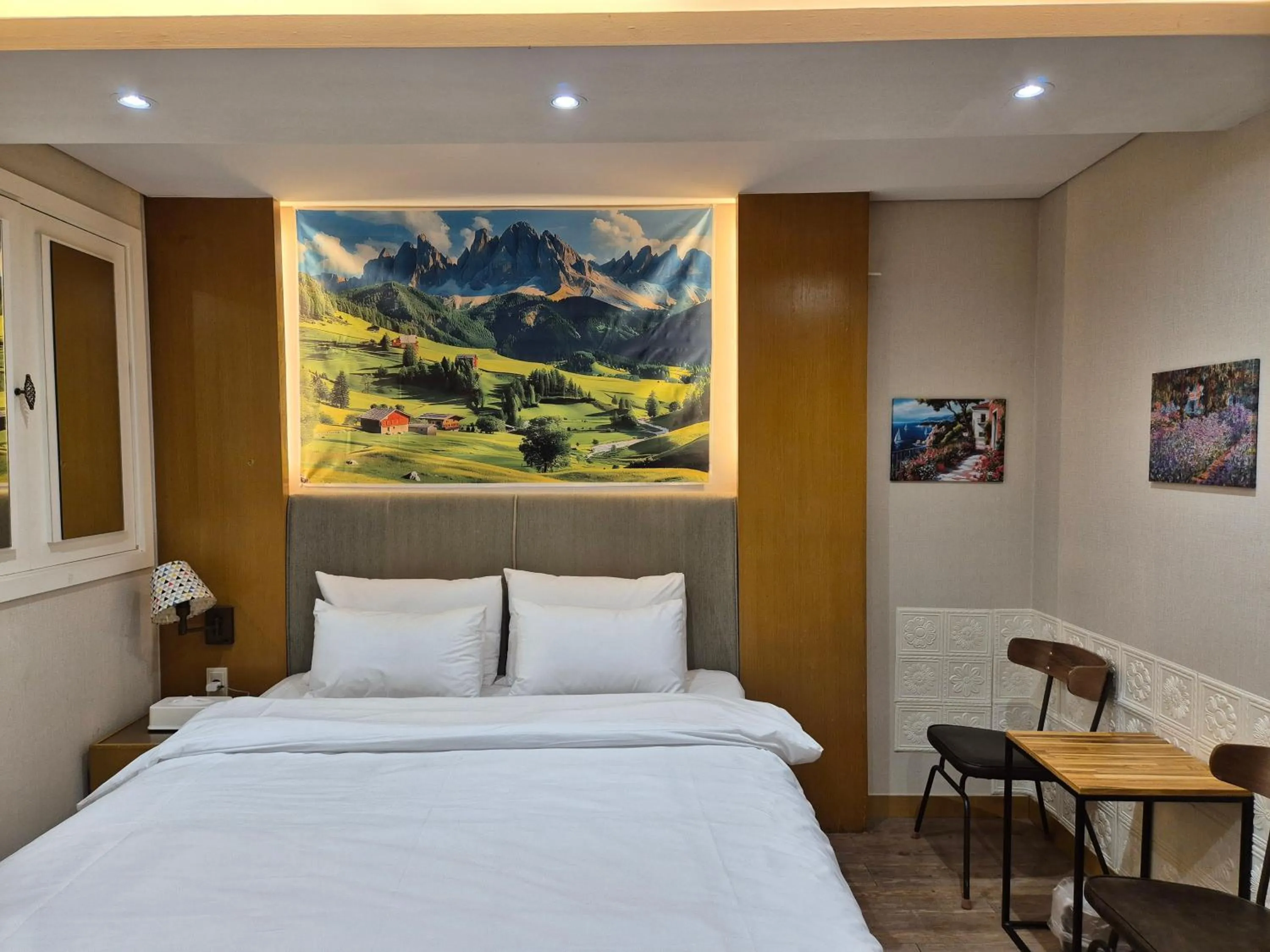 Bed in New Day Hotel Gangnam