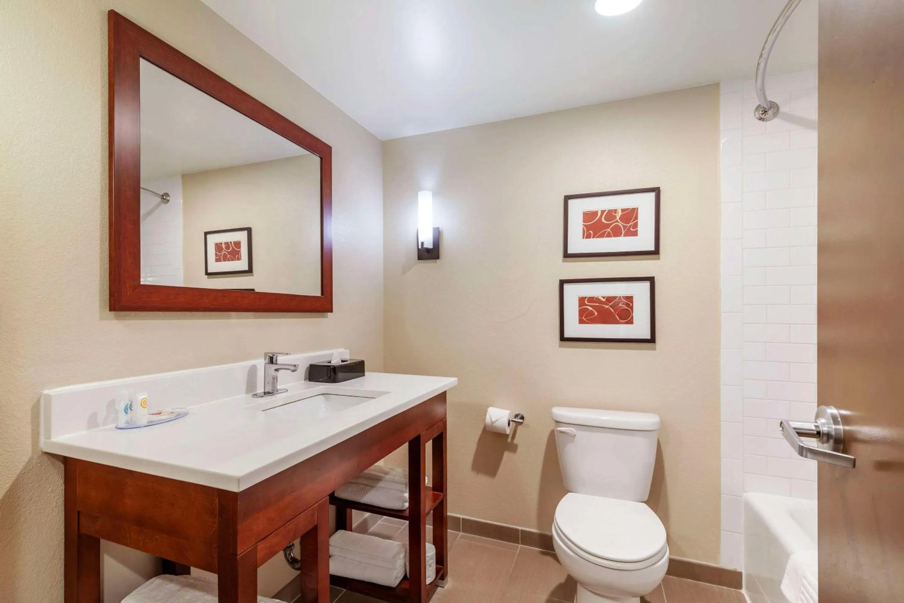 Bedroom in Comfort Inn & Suites Aberdeen