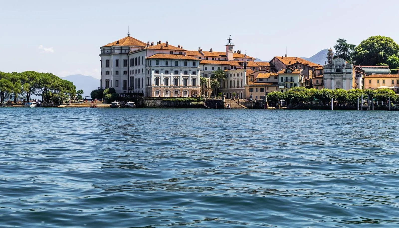 Stresa Complex LevOasi