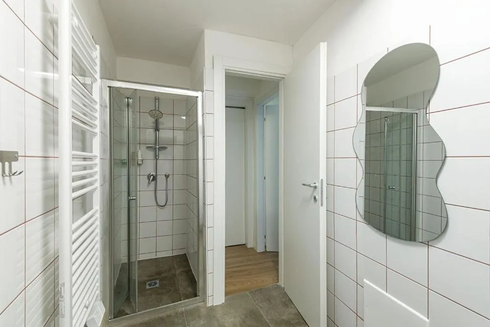 Stresa Complex LevOasi