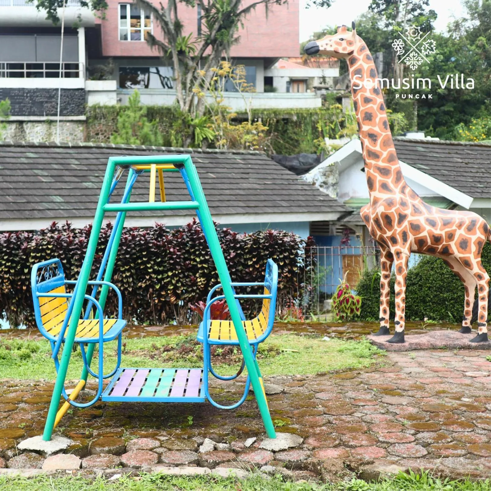 Children play ground in Sierra by Semusim Villa