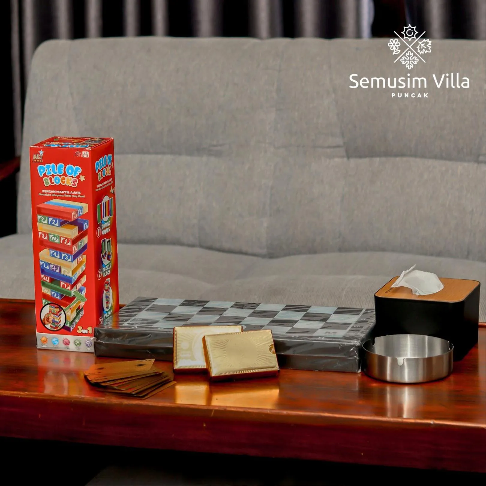 Entertainment in Sierra by Semusim Villa