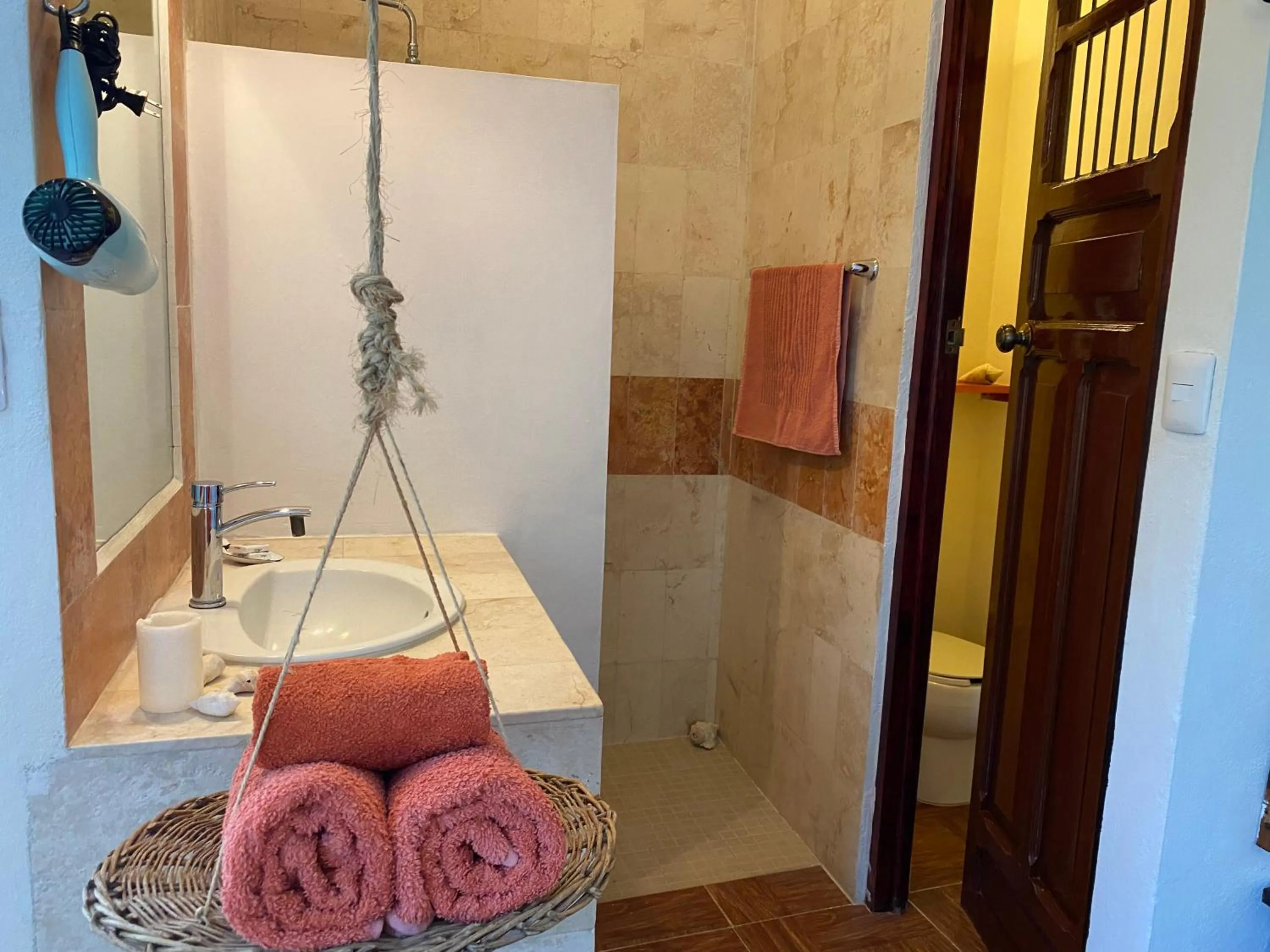 Shower in Hotel La Piazzetta