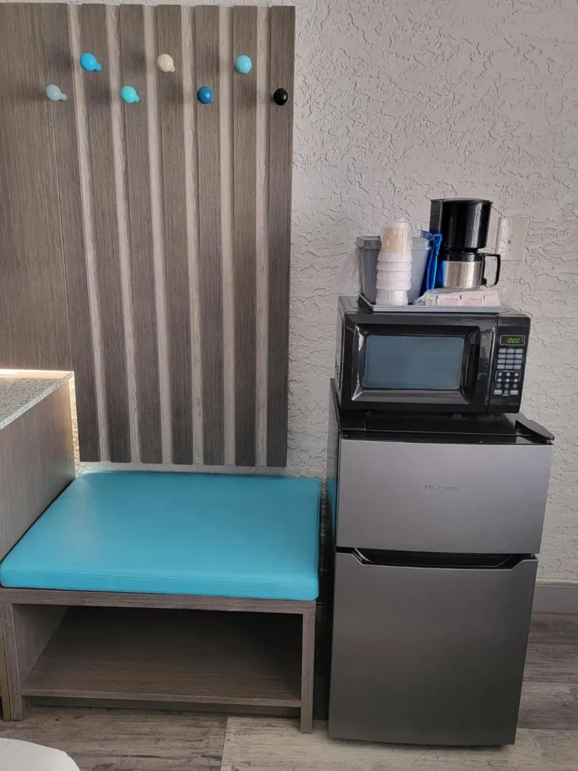 minibar, Bed in Casa Loma Panama City Beach - Beachfront minibar, Bed in Casa Loma Panama City Beach - Beachfront