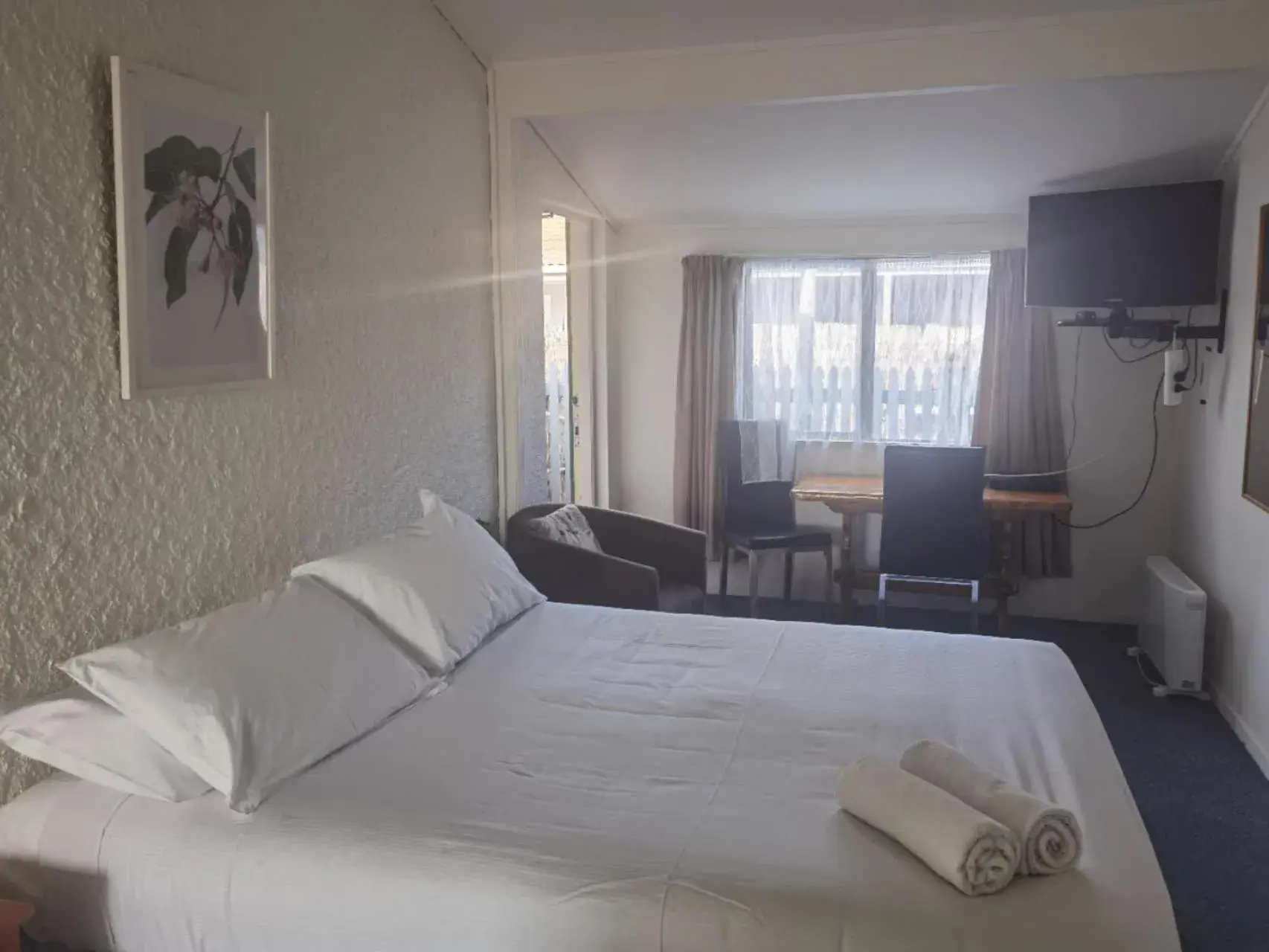 Queen Studio - Disability Access in Cortez Motel Queen Studio - Disability Access in Cortez Motel