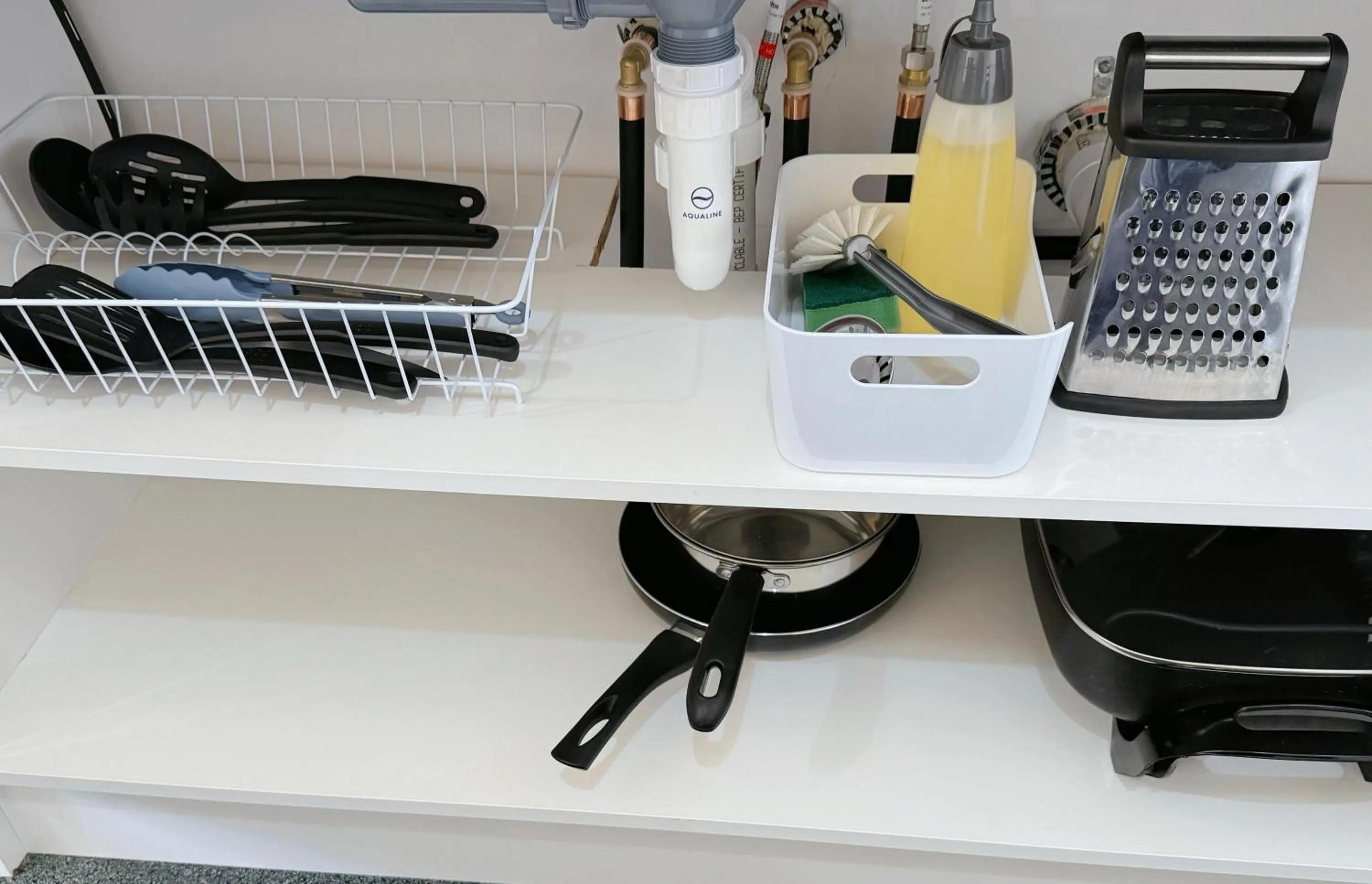 Kitchen or kitchenette in Cortez Motel