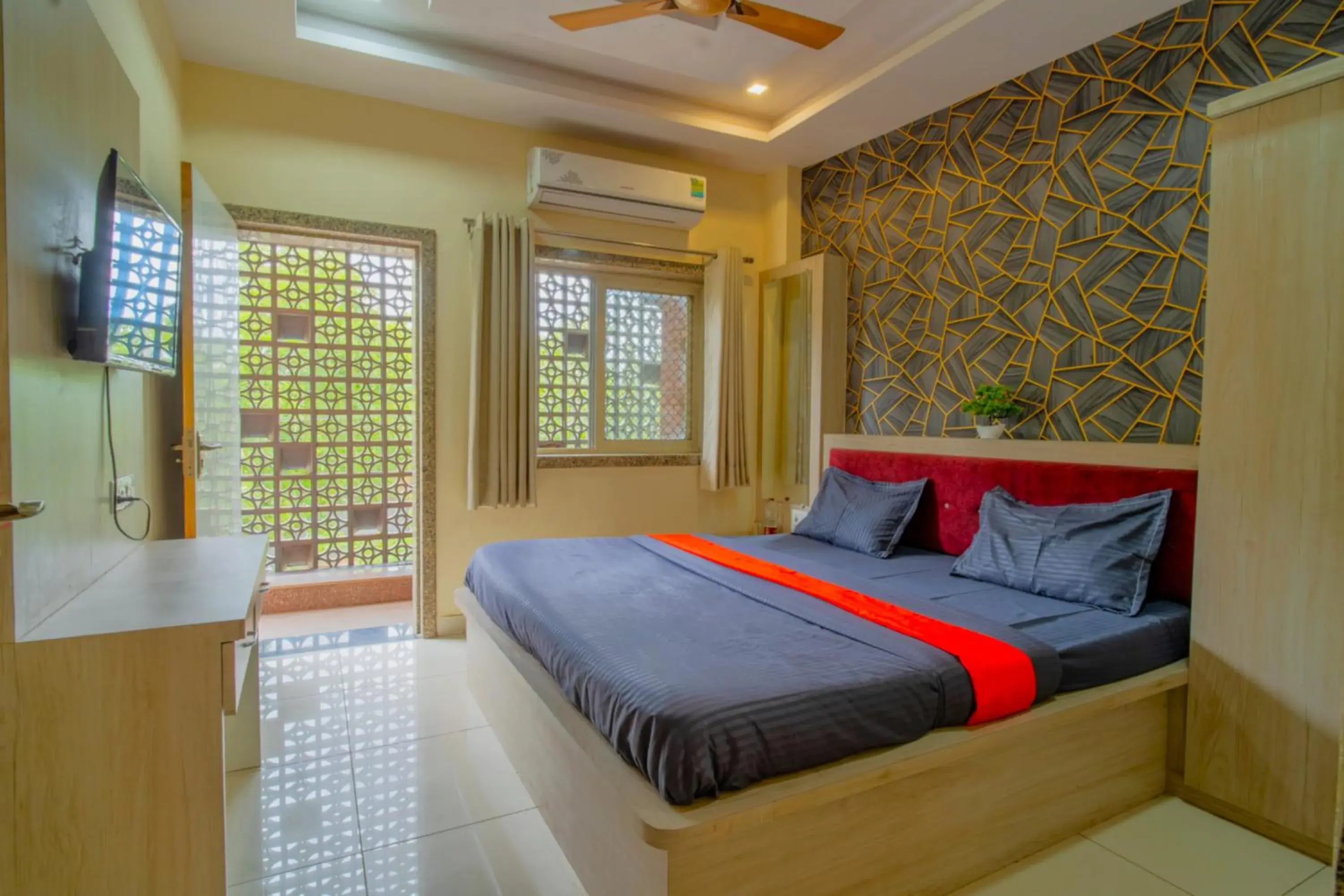 Majestic Hotel and Restro Majestic Hotel and Restro