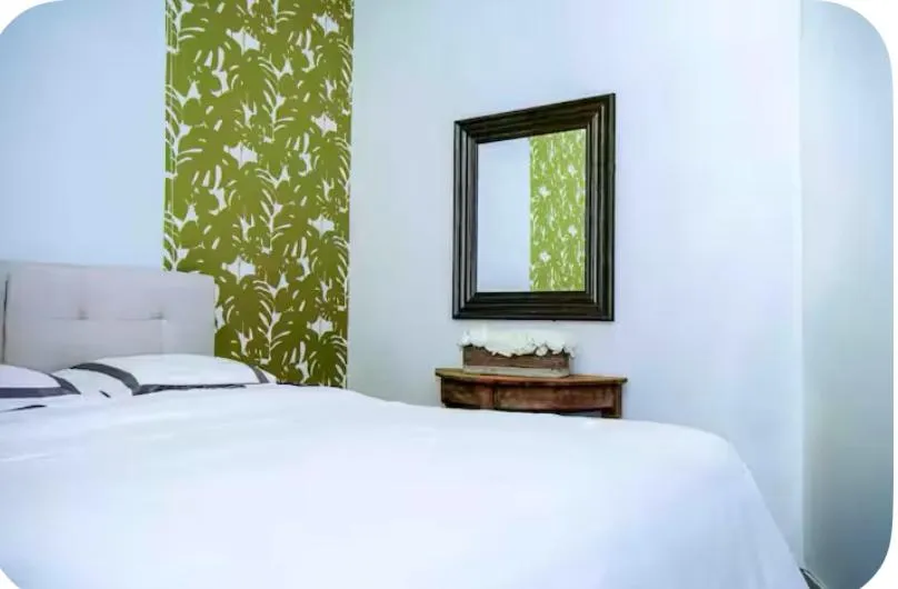 Bedroom, Bed in Navona Studios