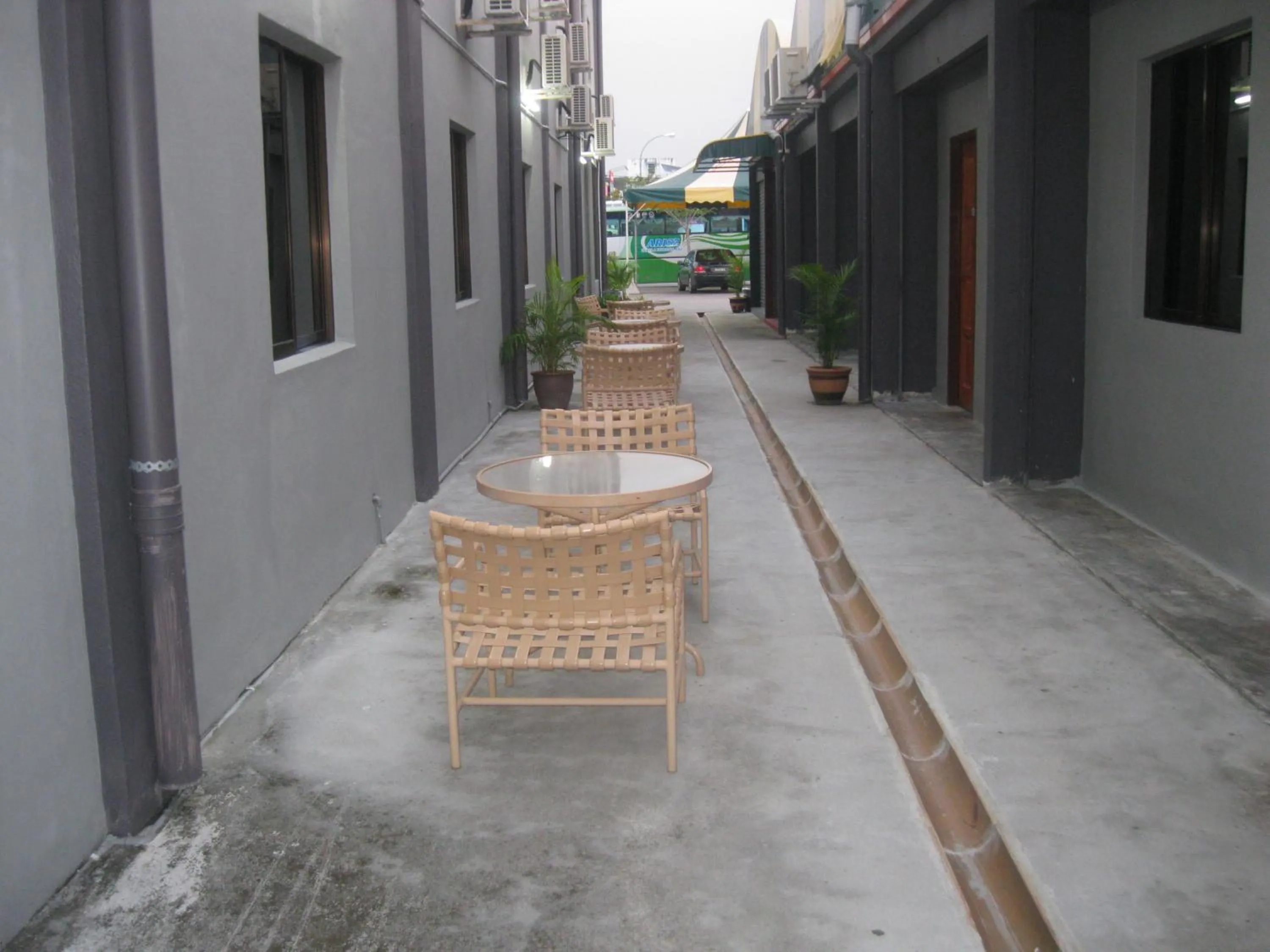 Area and facilities in Baron Water Front