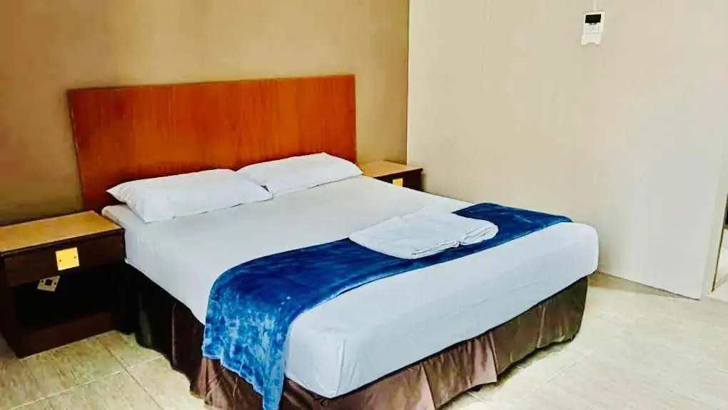 Bedroom, Bed in Baron Water Front Bedroom, Bed in Baron Water Front