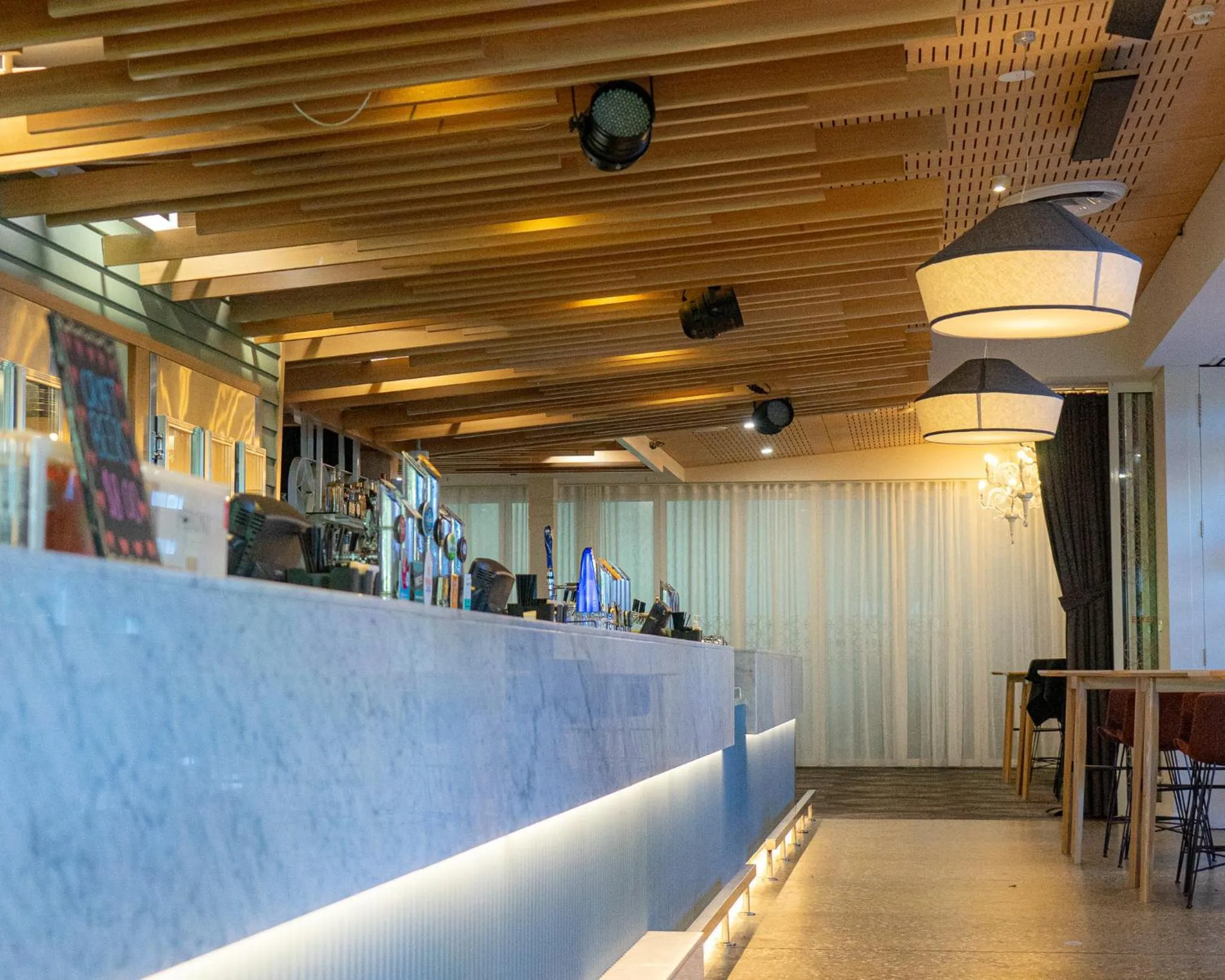 Restaurant/places to eat in Walkers Arms Hotel