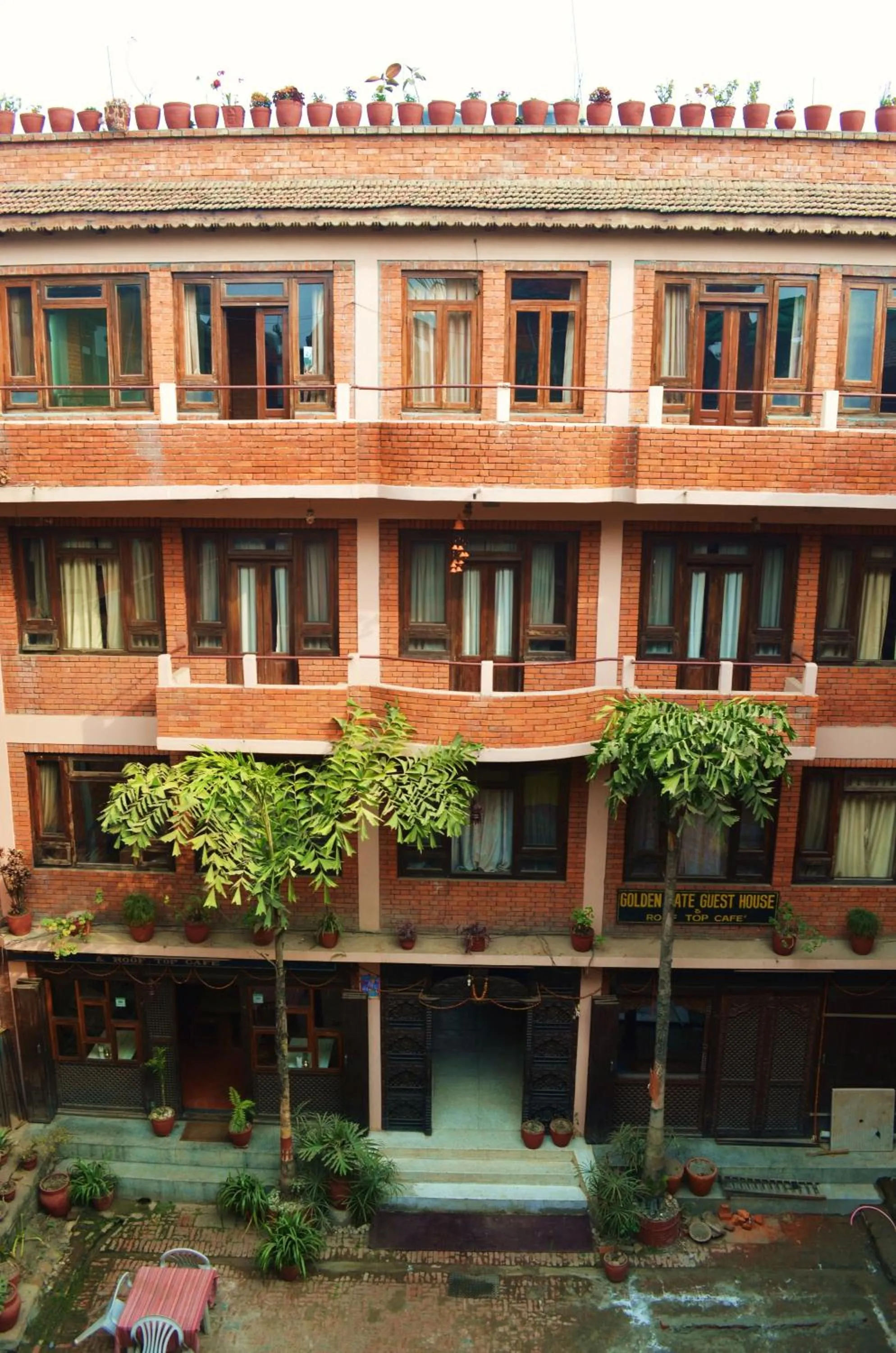 Property building in Golden Gate Guest House