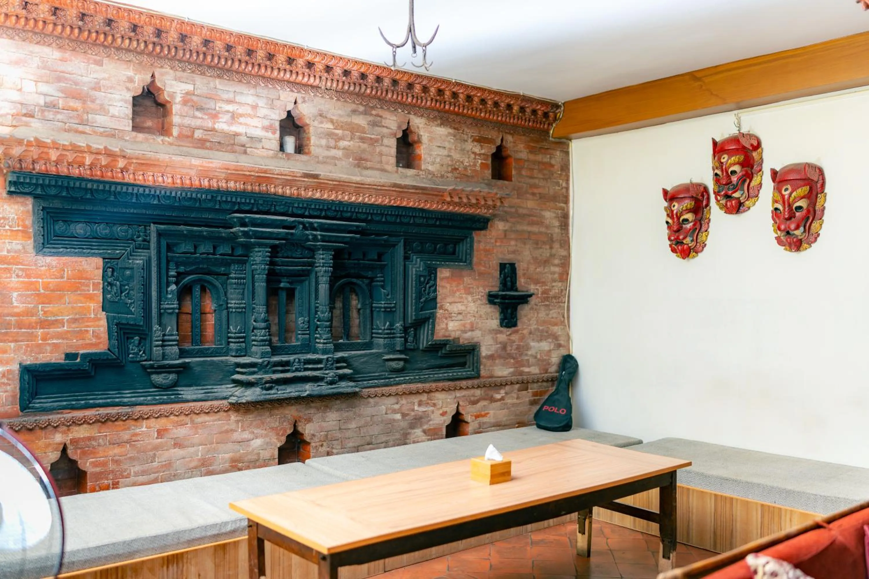 Living room in Golden Gate Guest House