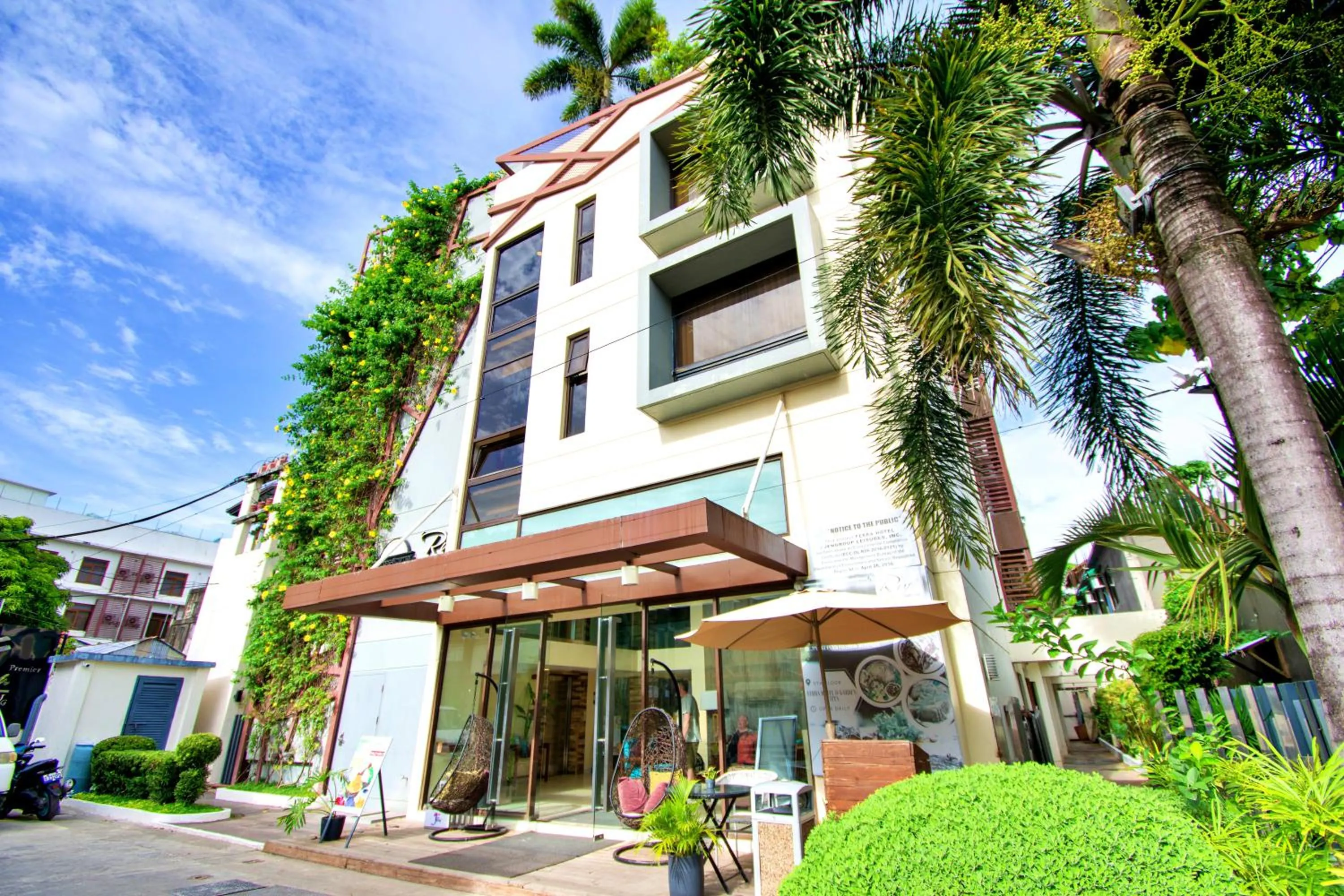 Property building in Ferra Premier by JG