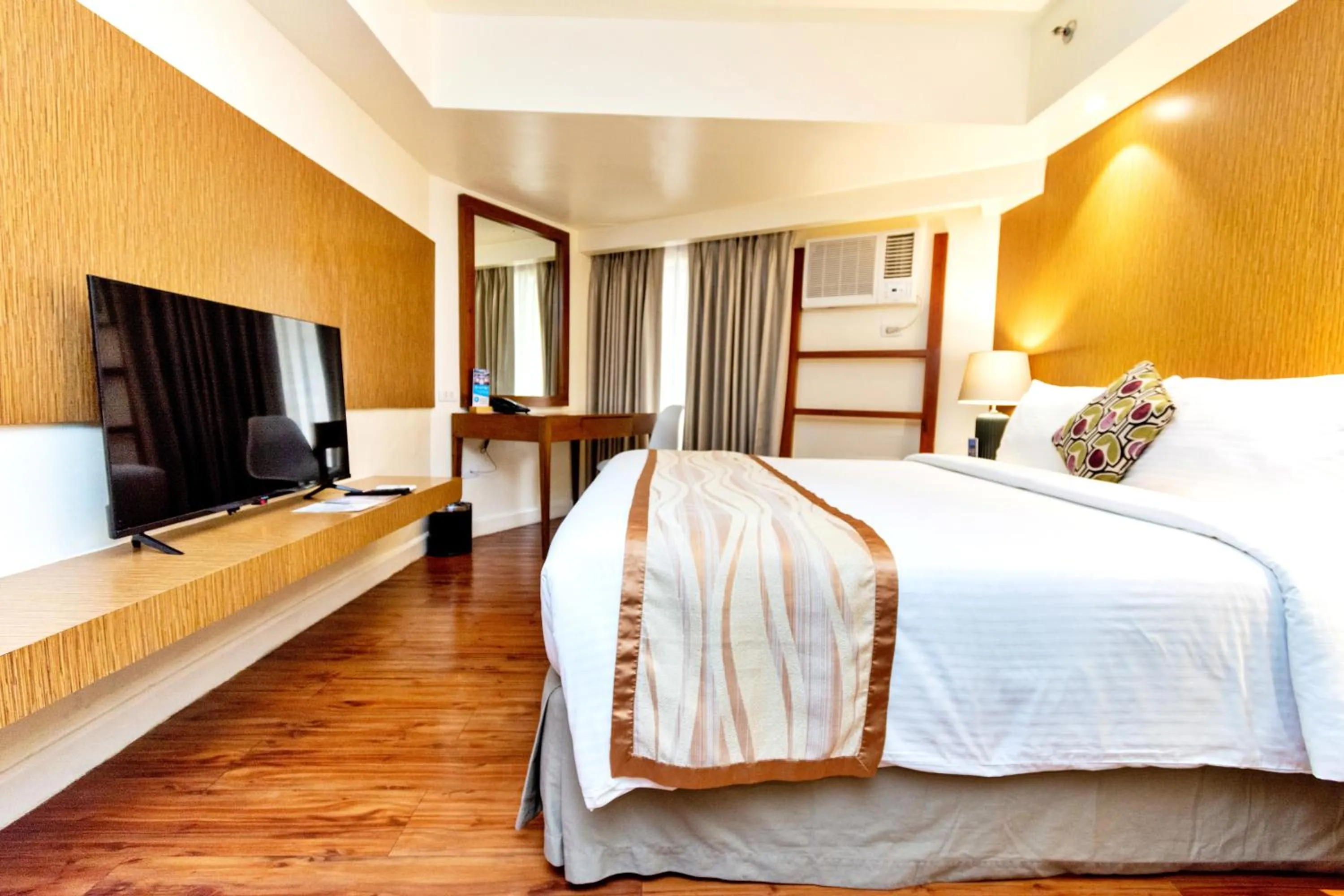 Bedroom, Bed in Ferra Premier by JG