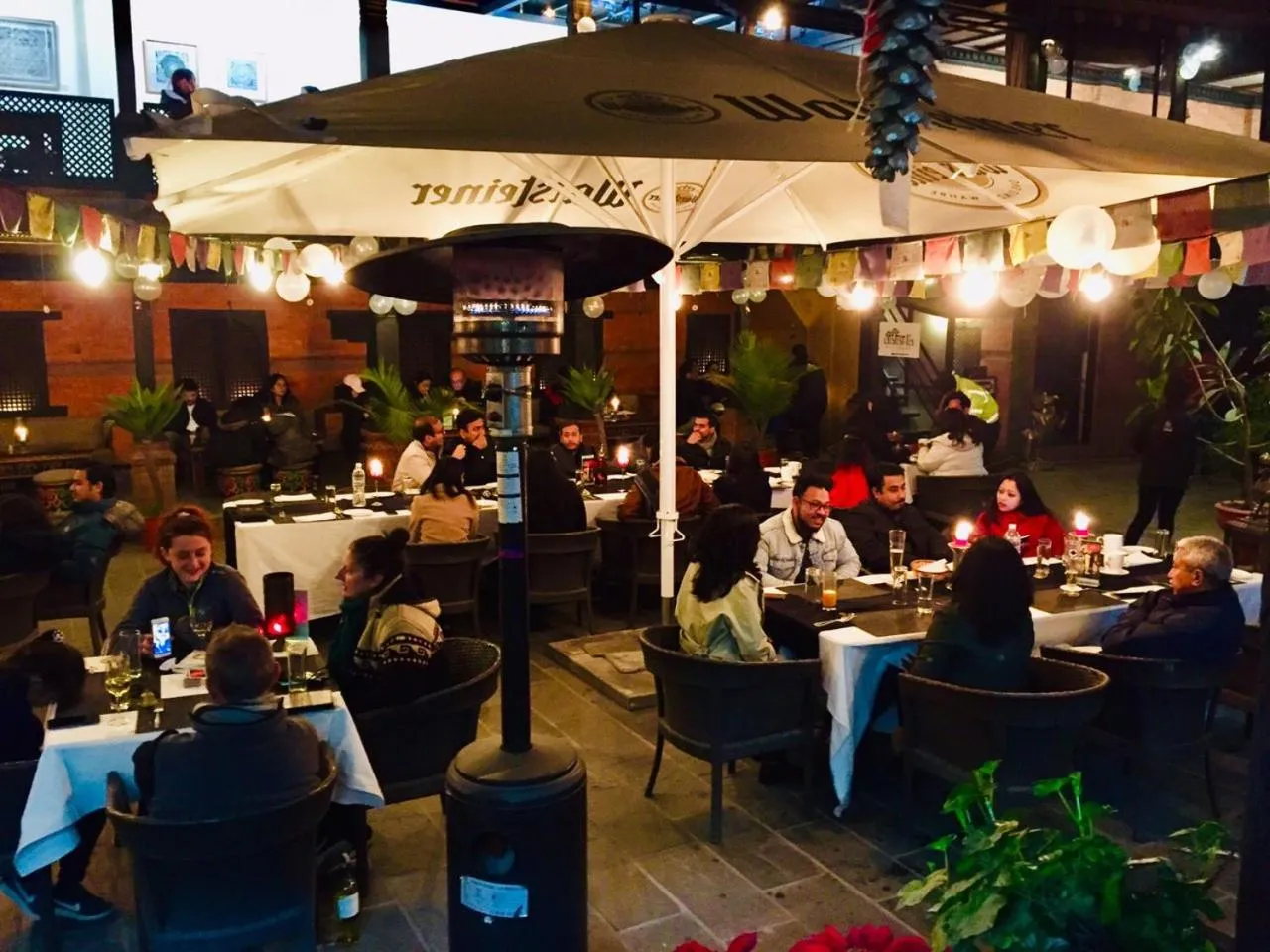 Restaurant/places to eat in Dalai-La Boutique Hotel