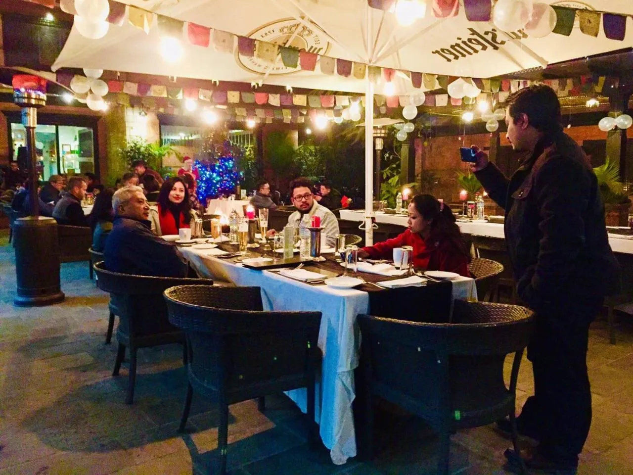 Restaurant/places to eat in Dalai-La Boutique Hotel