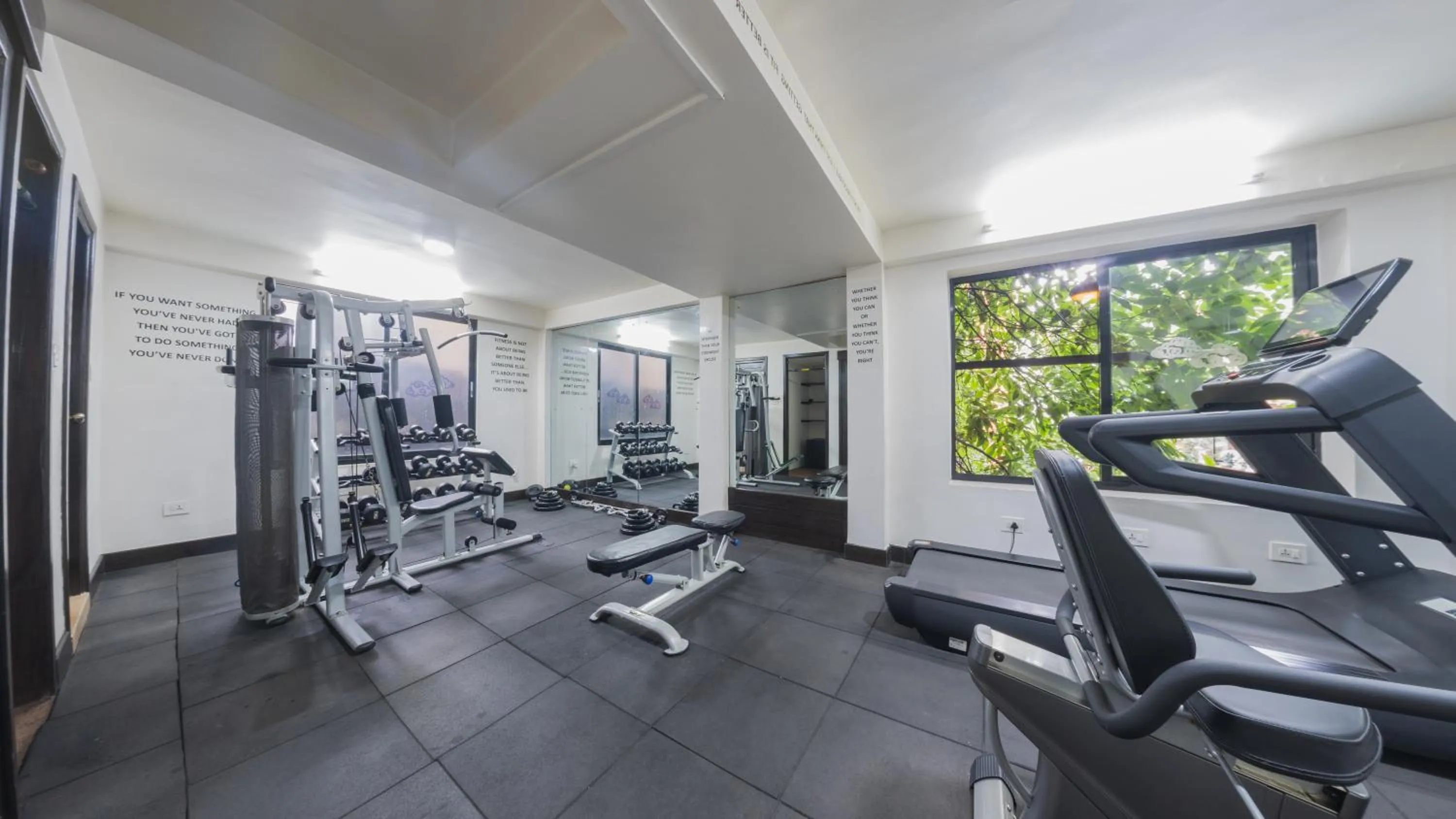 Fitness centre/facilities in Dalai-La Boutique Hotel