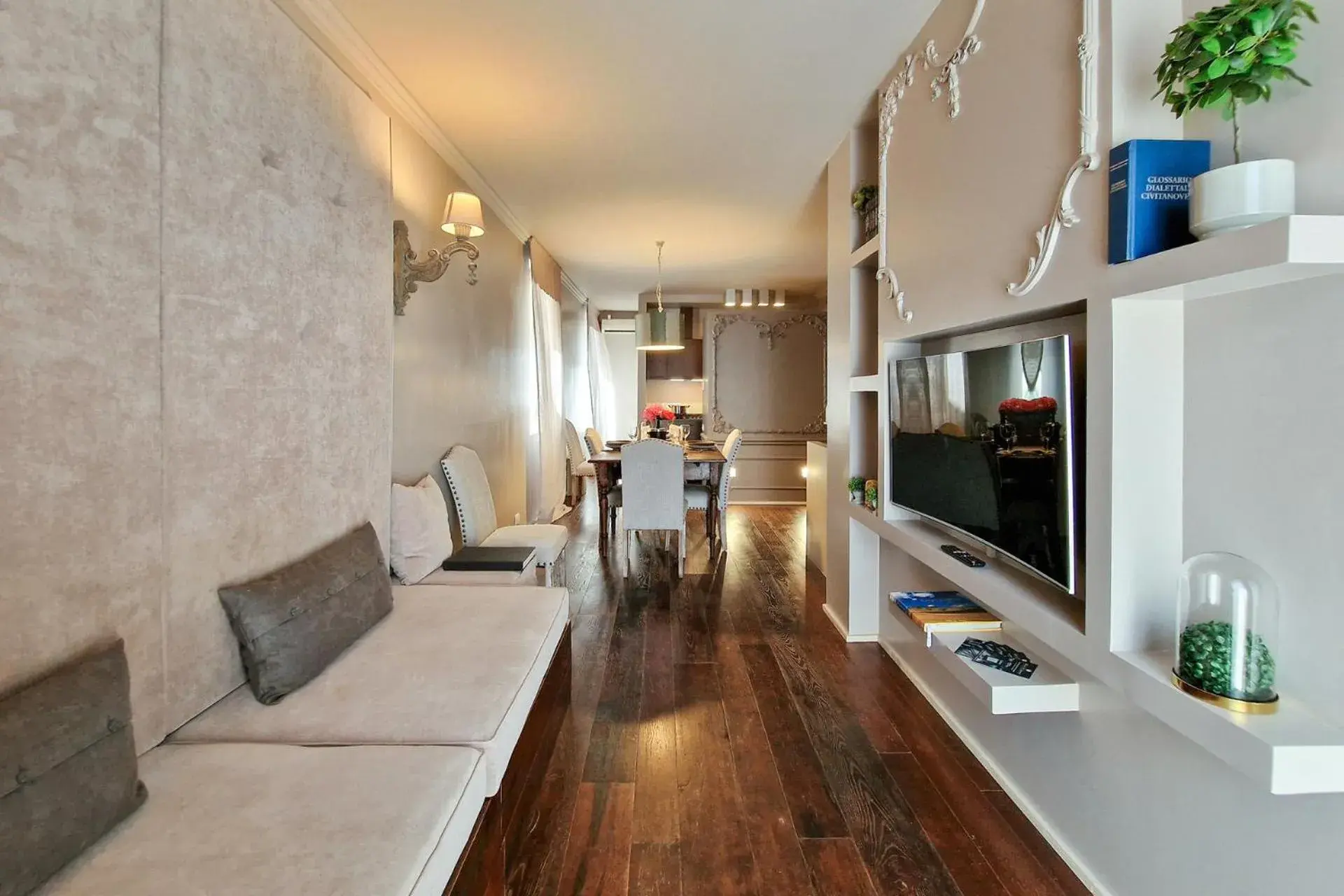 Luxury in the Center by Host Hero Luxury in the Center by Host Hero