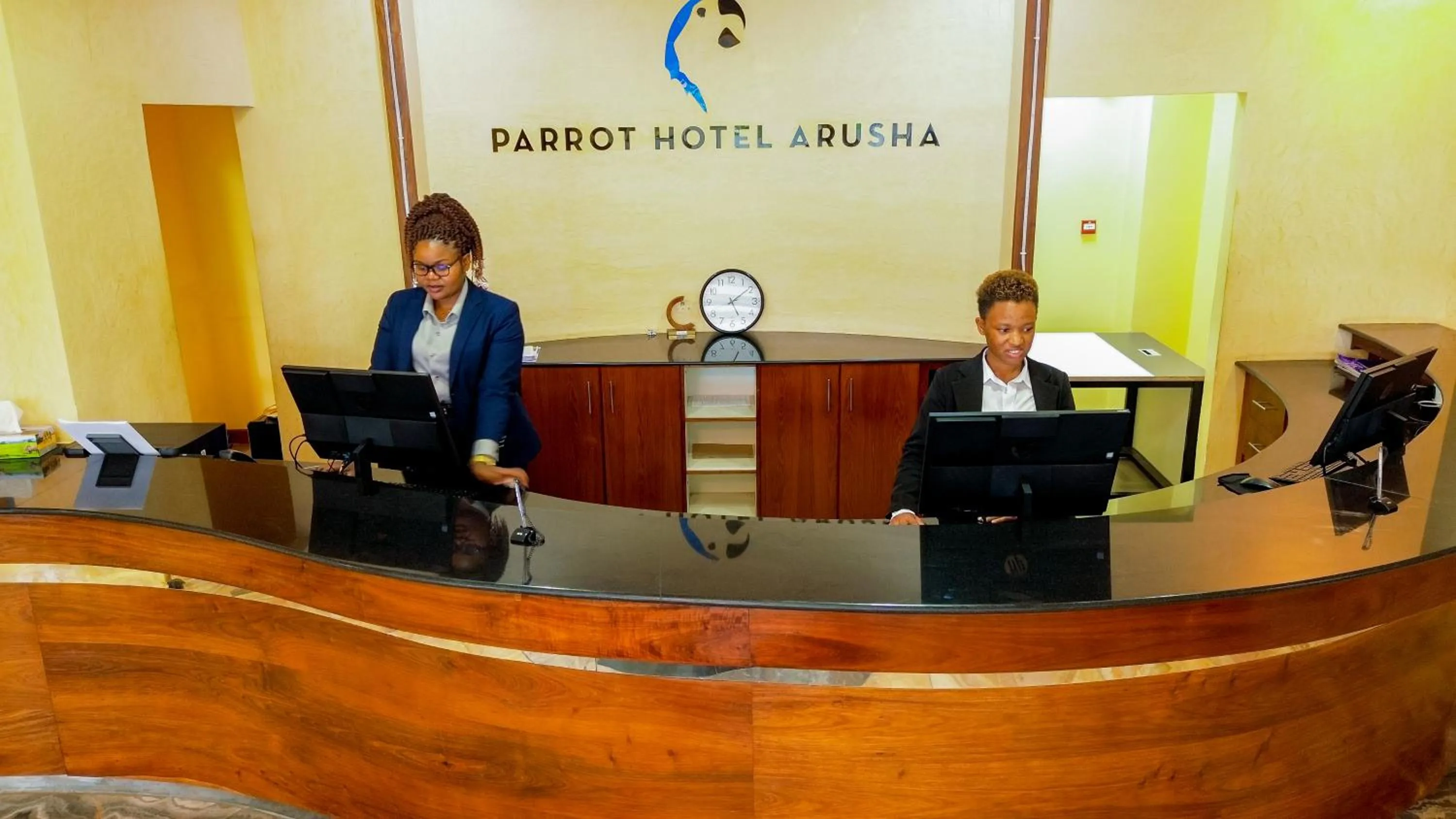 Lobby or reception in Parrot Hotel Arusha
