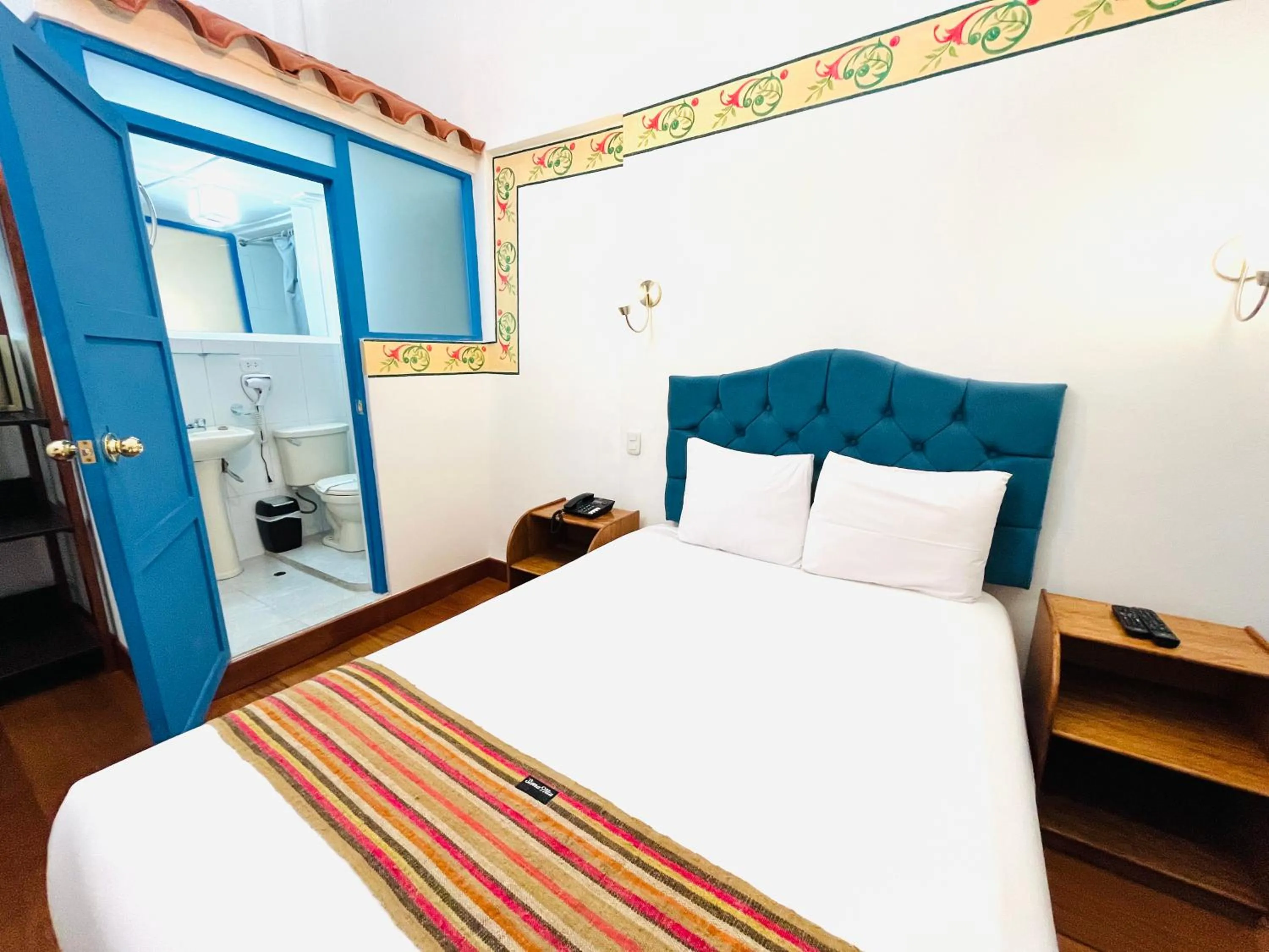 Bed in Rojas Plaza Boutique