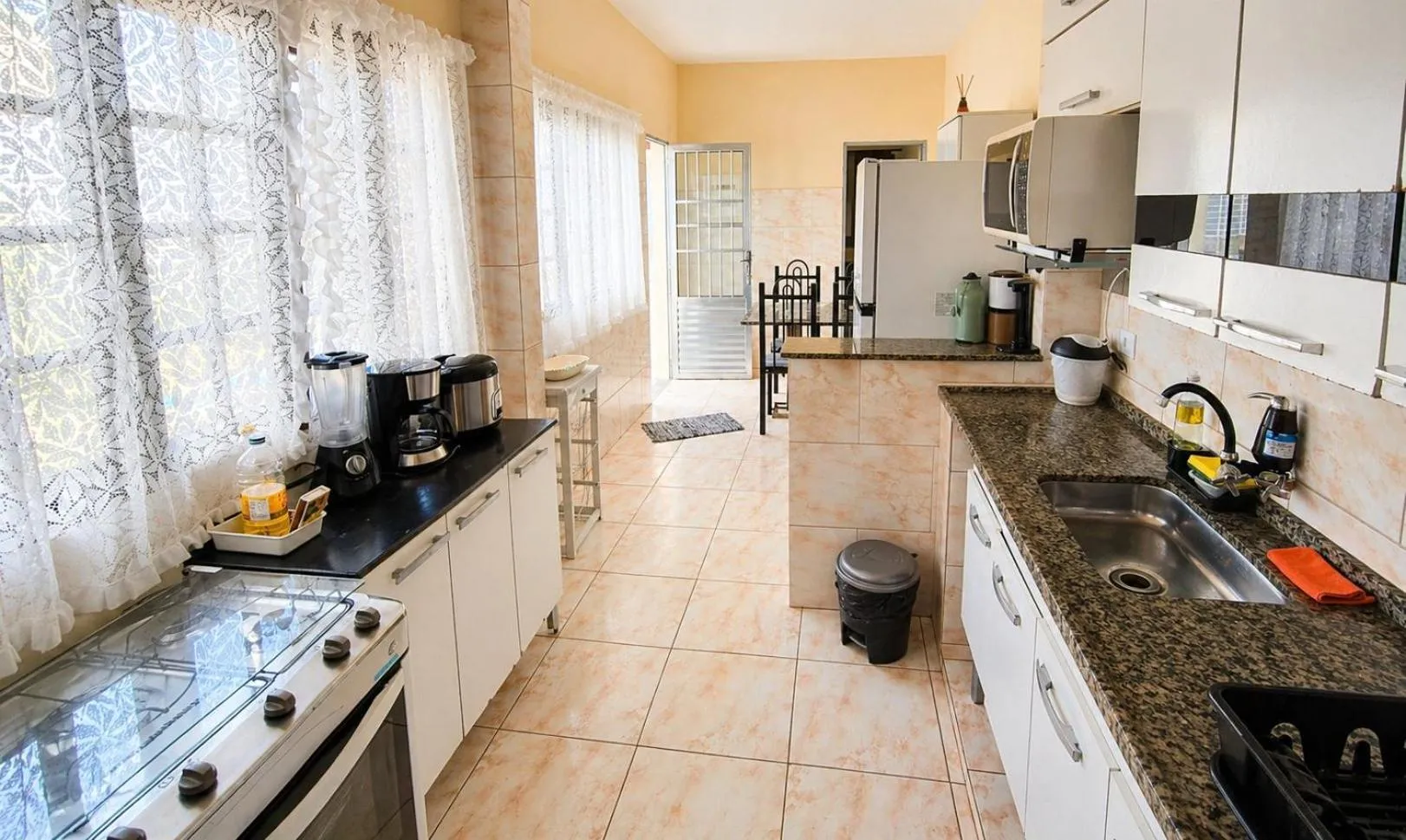 Casa com piscina pertinho do SESC Bertioga