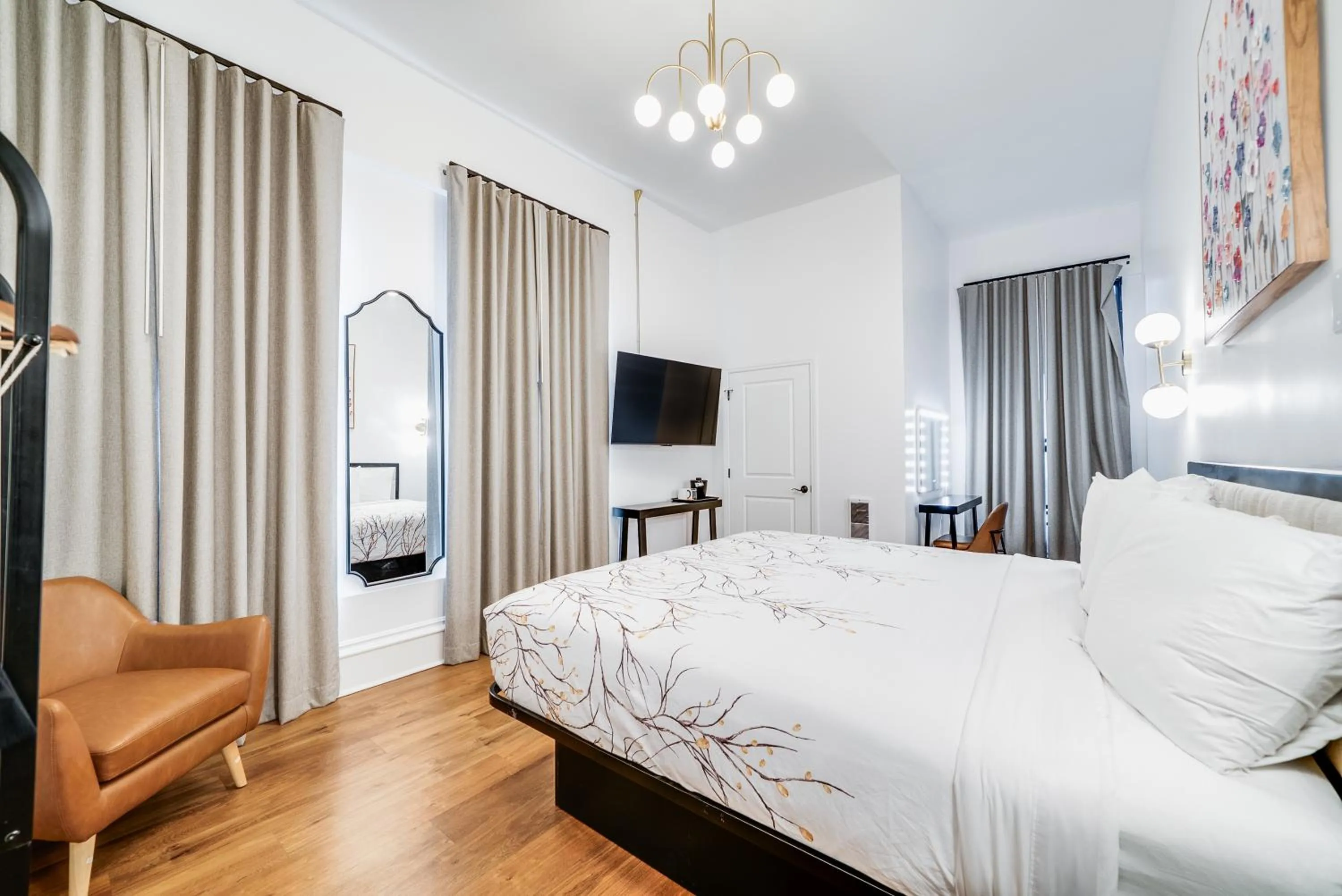 Bed in The Beau Hotel Downtown San Diego Gaslamp Quarter