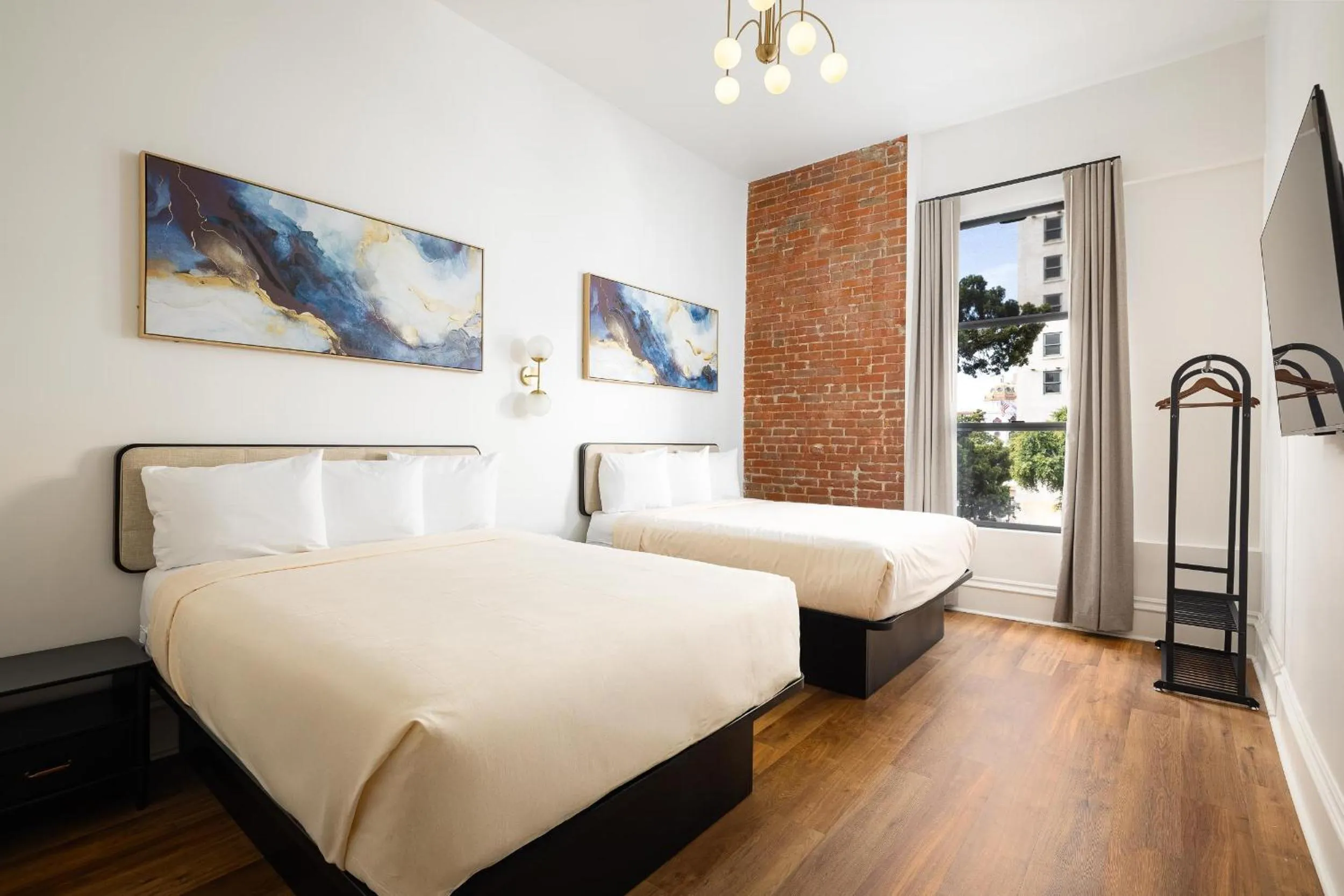 Bed in The Beau Hotel Downtown San Diego Gaslamp Quarter