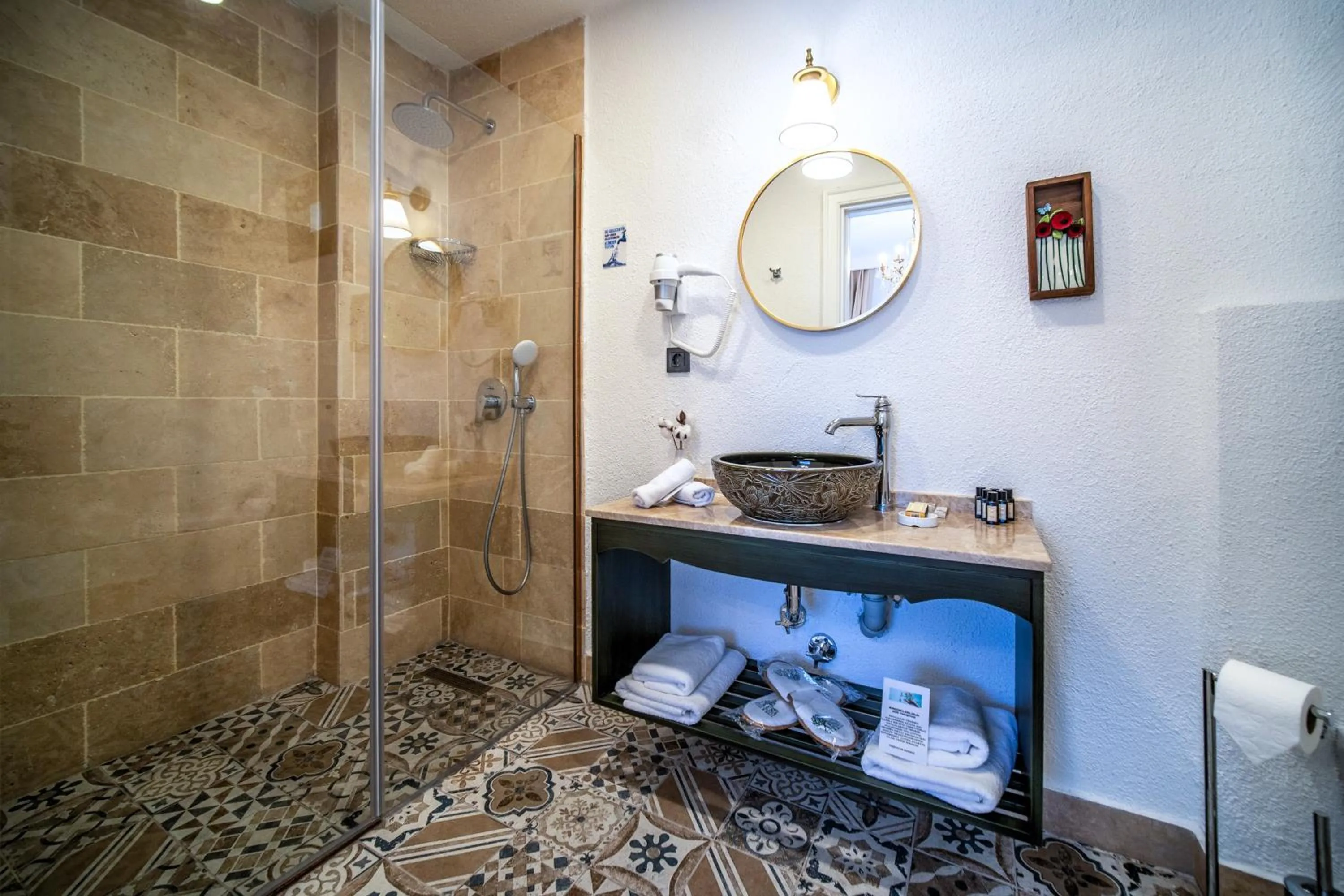 Shower in Zaena Hotel Alaçatı