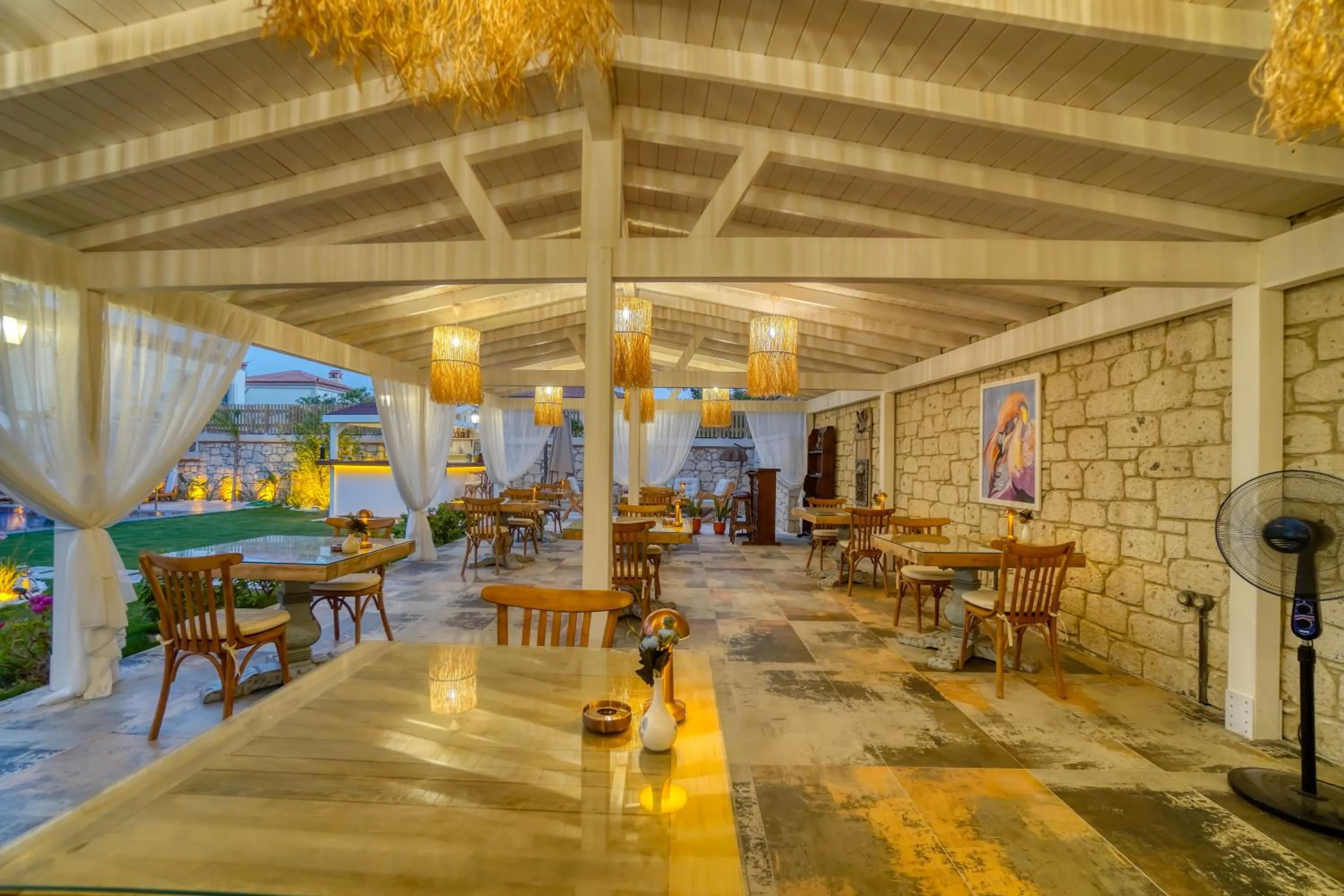 Restaurant/places to eat in Zaena Hotel Alaçatı