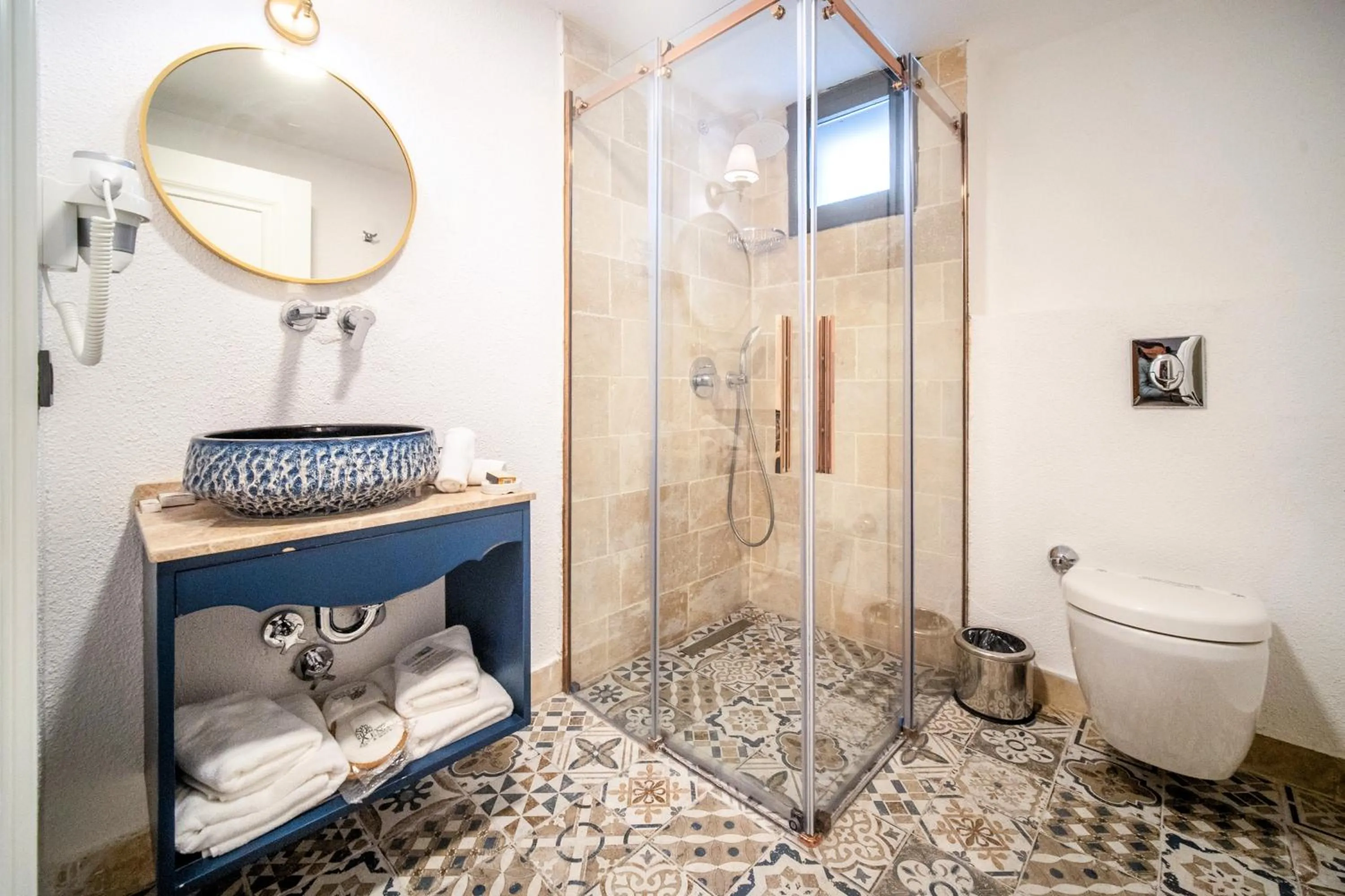 Shower in Zaena Hotel Alaçatı