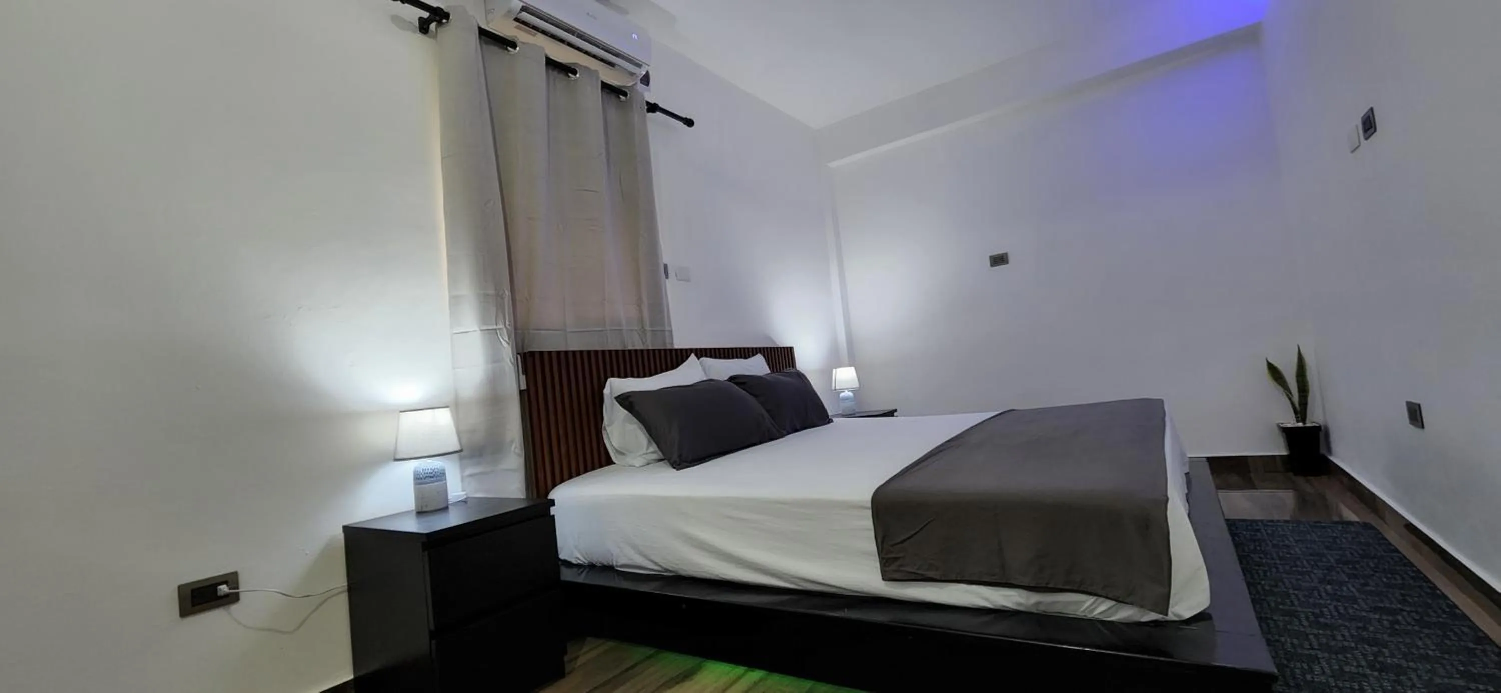 A 7 minutos del Aeropuerto SDQ, Moderno y Compacto Apartamento