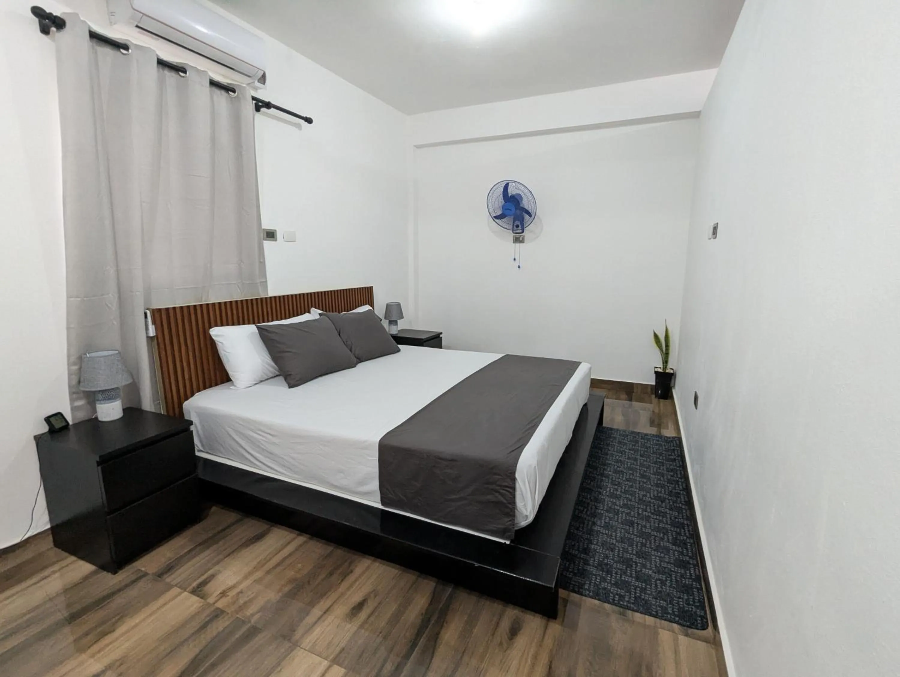 Bed in A 7 minutos del Aeropuerto SDQ, Moderno y Compacto Apartamento