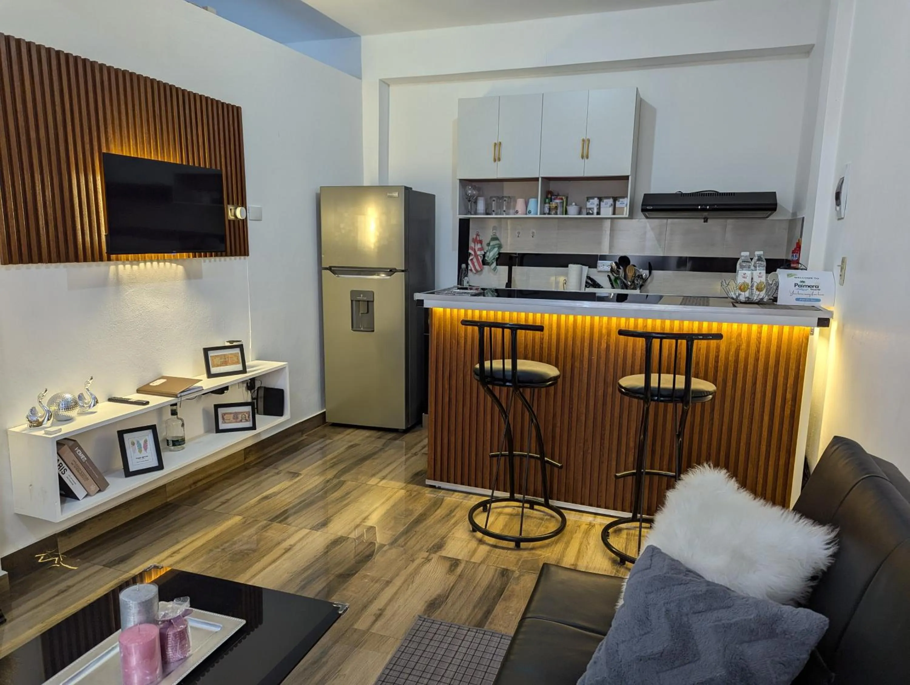 A 7 minutos del Aeropuerto SDQ, Moderno y Compacto Apartamento