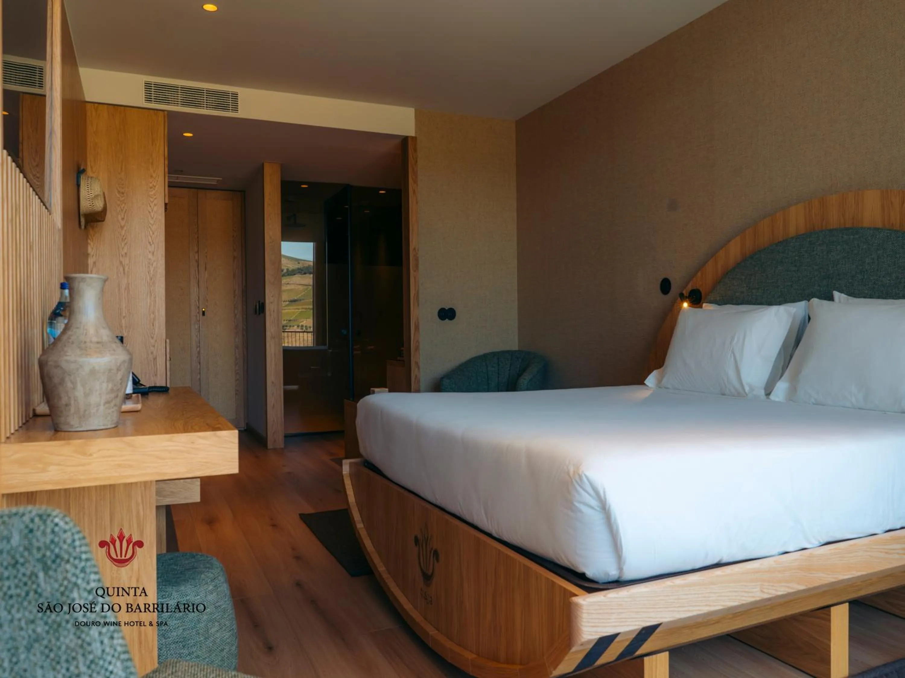 Bed in Barrilario Douro Wine Hotel e Spa - Quinta São Jose do Barrilario