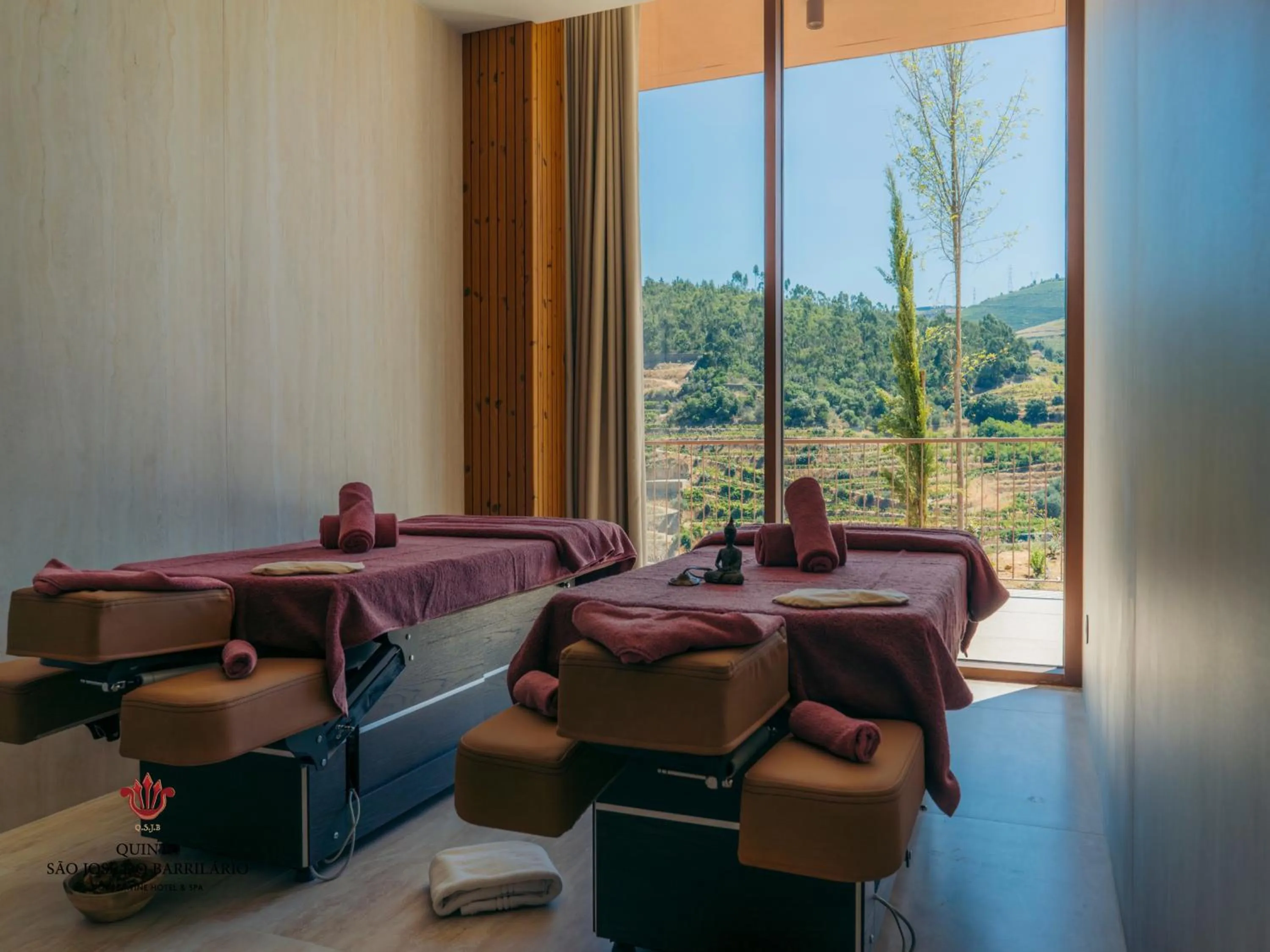 Massage in Barrilario Douro Wine Hotel e Spa - Quinta São Jose do Barrilario