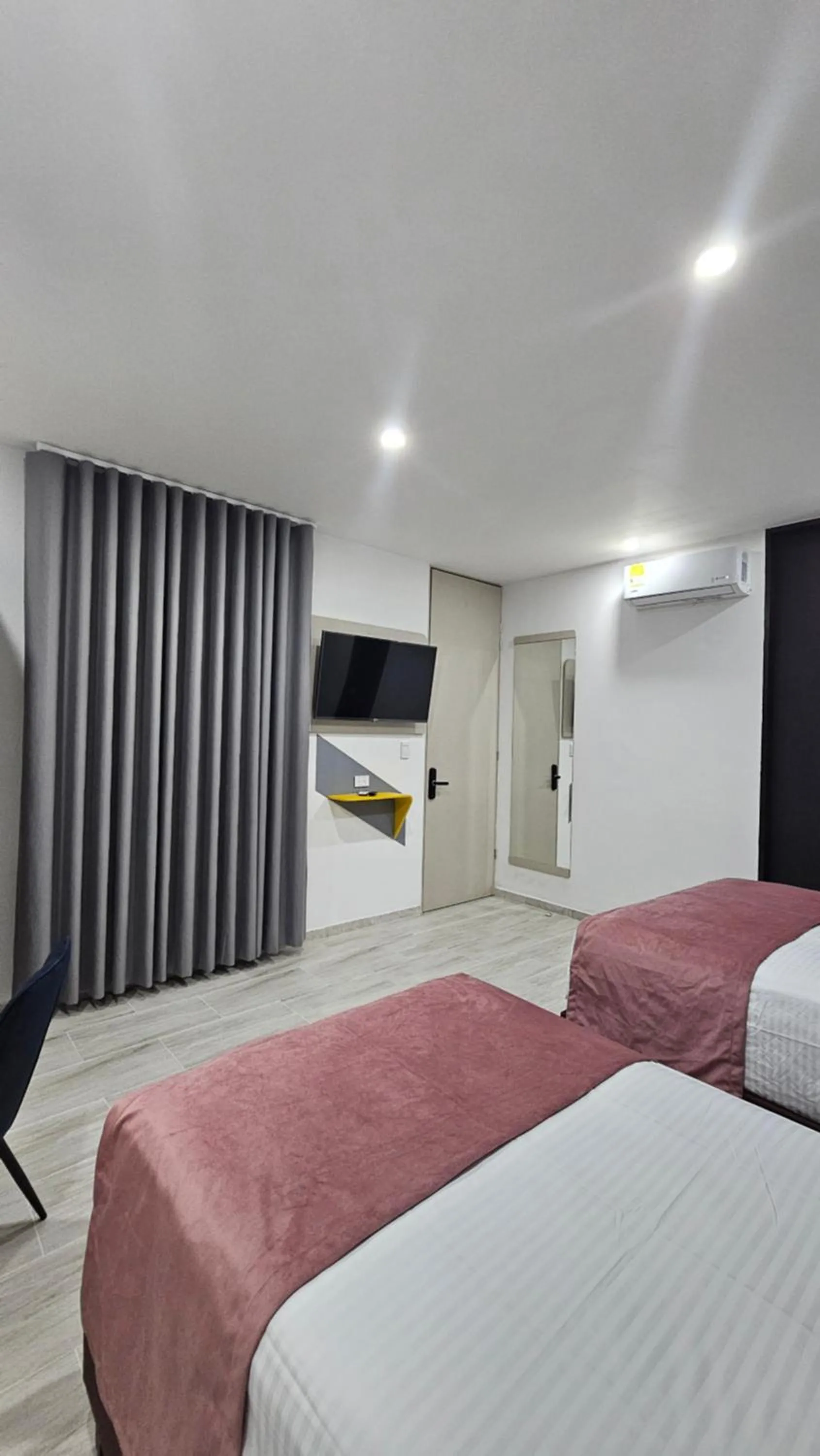 Bed in Waldor's Hotel Boutique