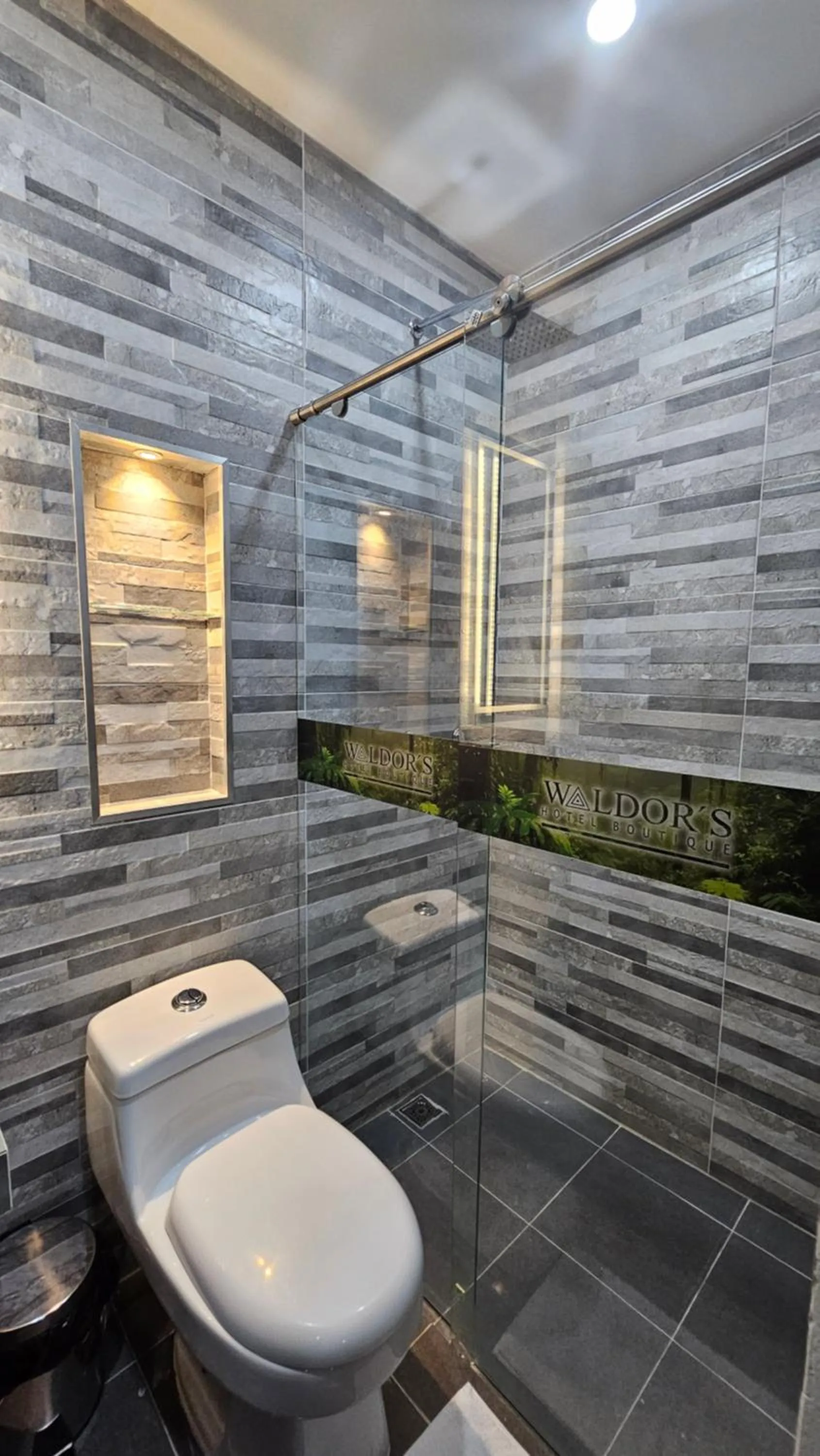 Bathroom in Waldor's Hotel Boutique
