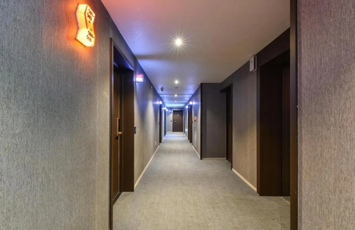 Hotel The L
