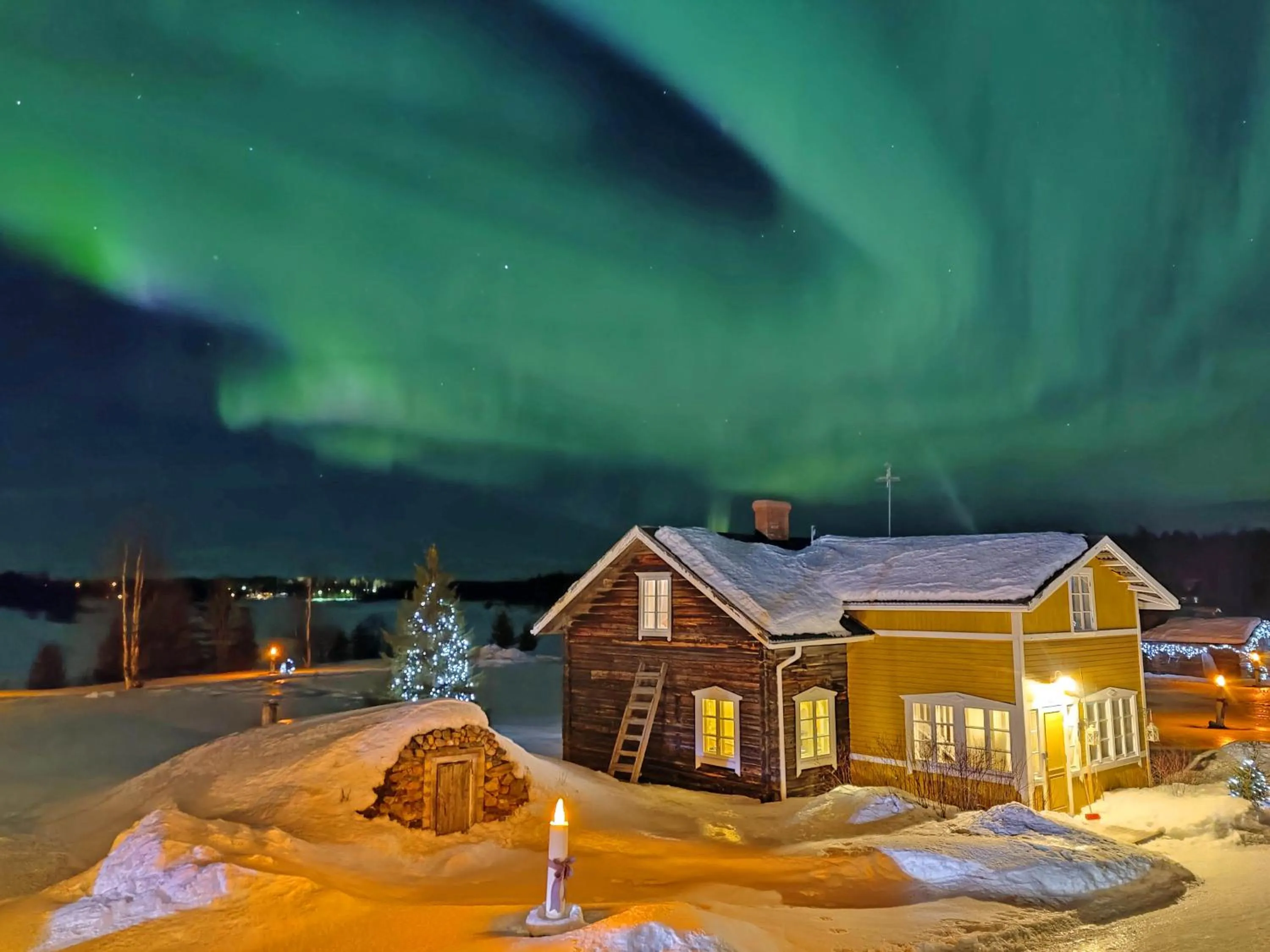 Winter in Elves Village Hotel