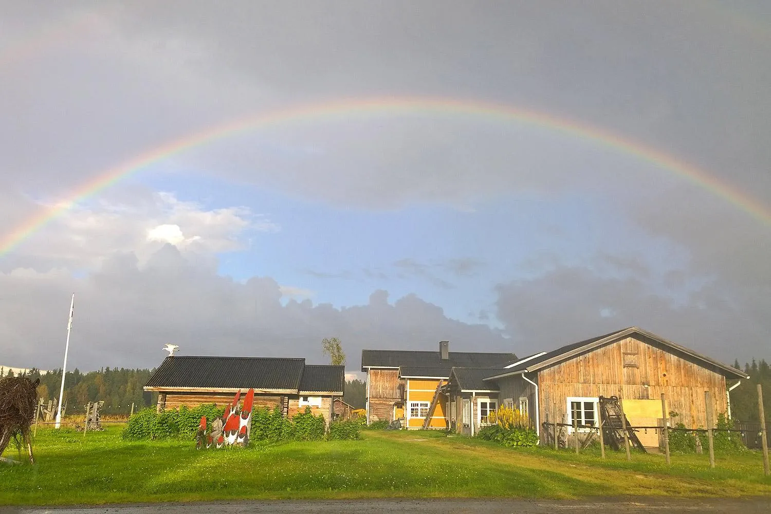 Facade/entrance in Elves Village Hotel