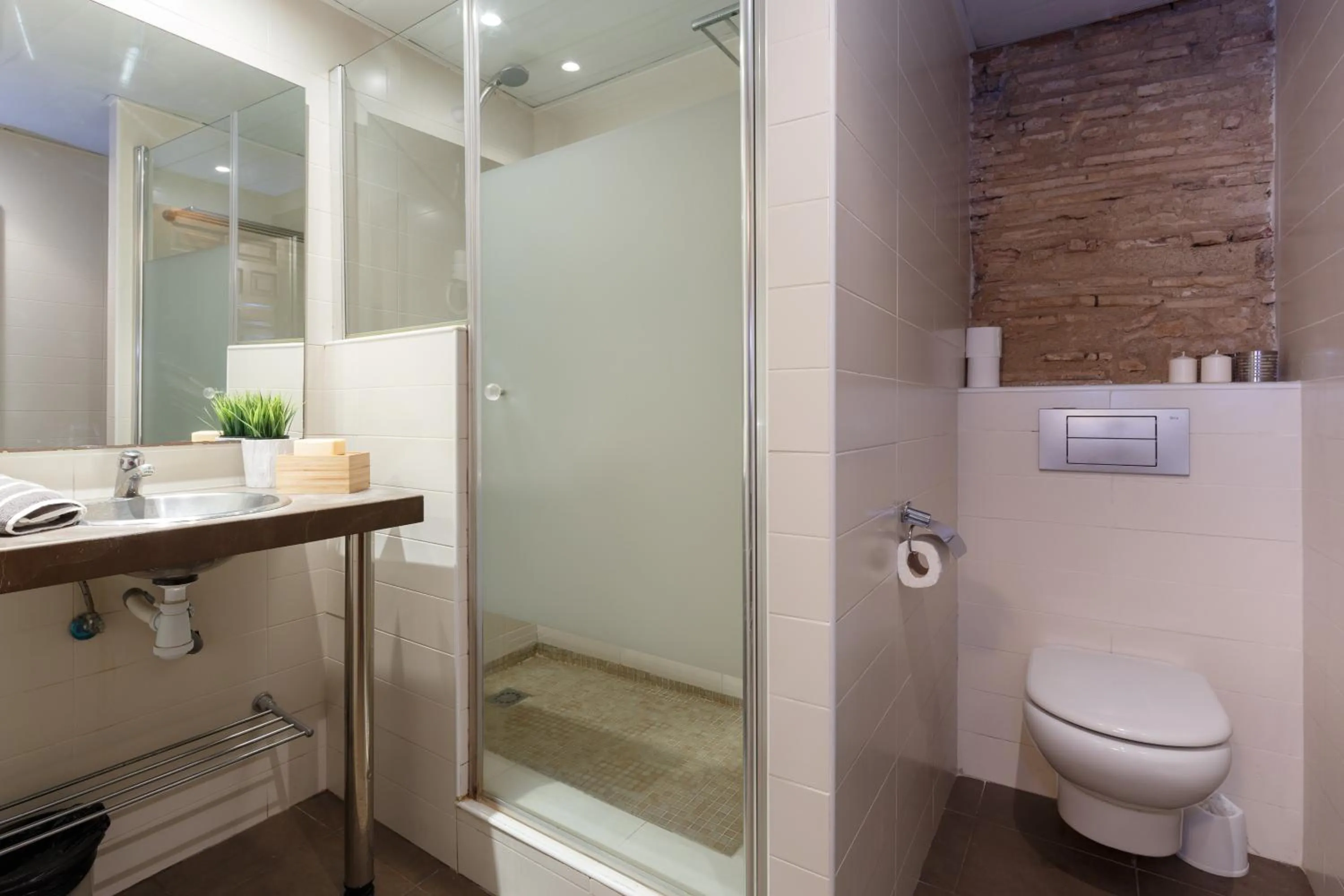 Bathroom in AinB Picasso-Corders Apartments